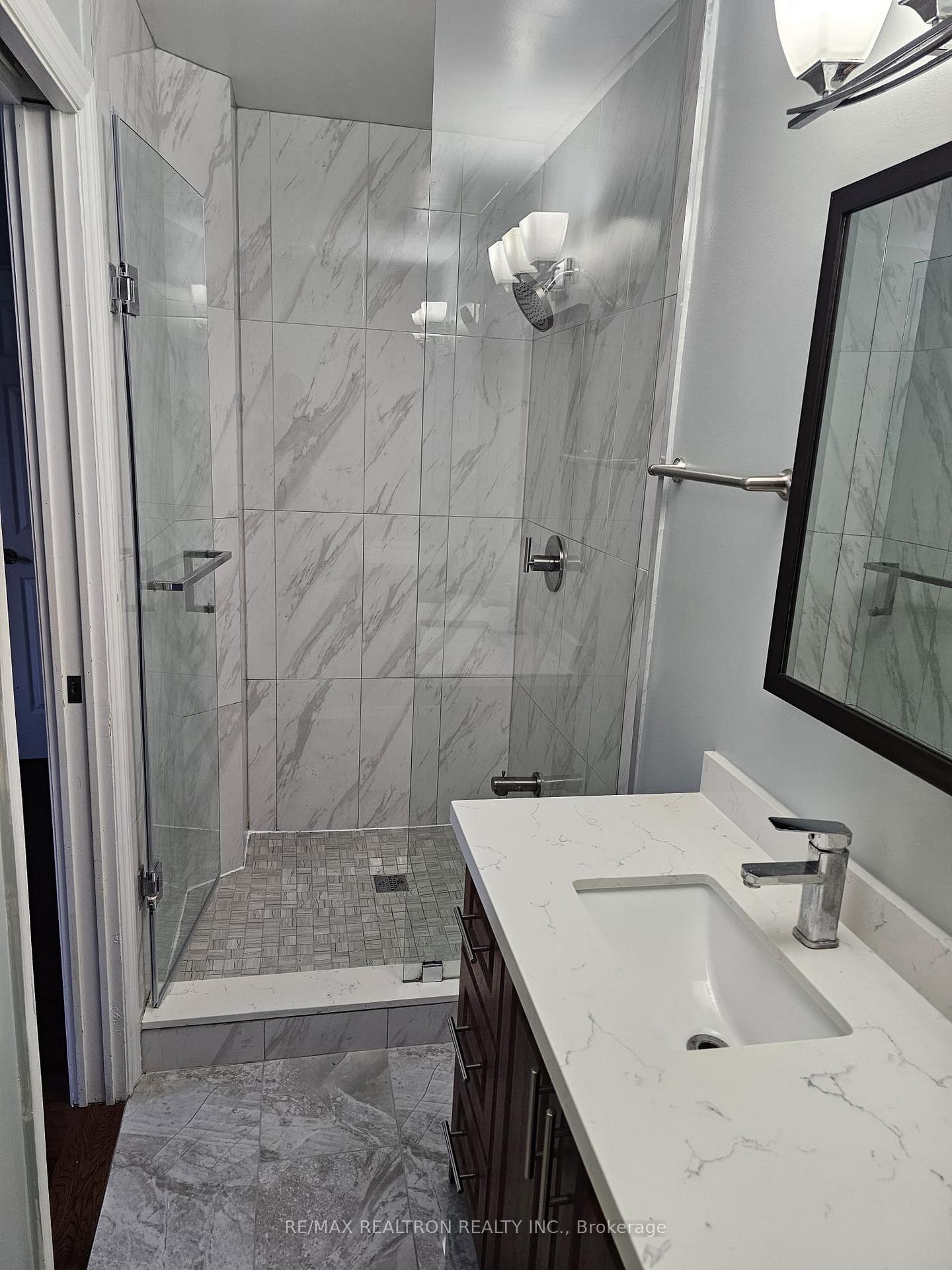 Photo 13 of Unit 3-Upper Level, 2606 Midland Avenue, Scarborough, Agincourt South-Malvern West — HOMEH