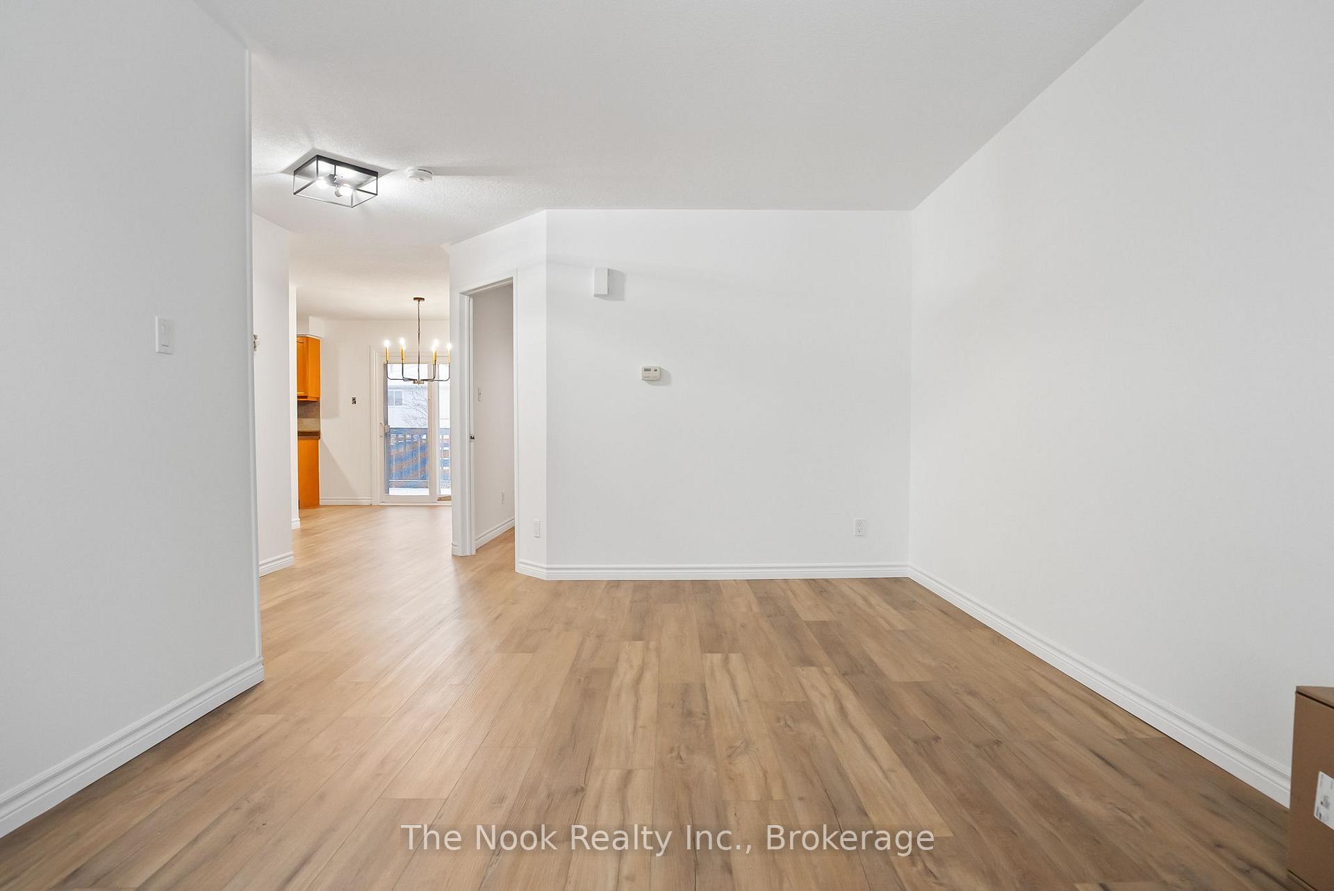 Photo 5 of Unit Main & Upper, 11 Jollow Drive, Clarington, Bowmanville — HOMEH