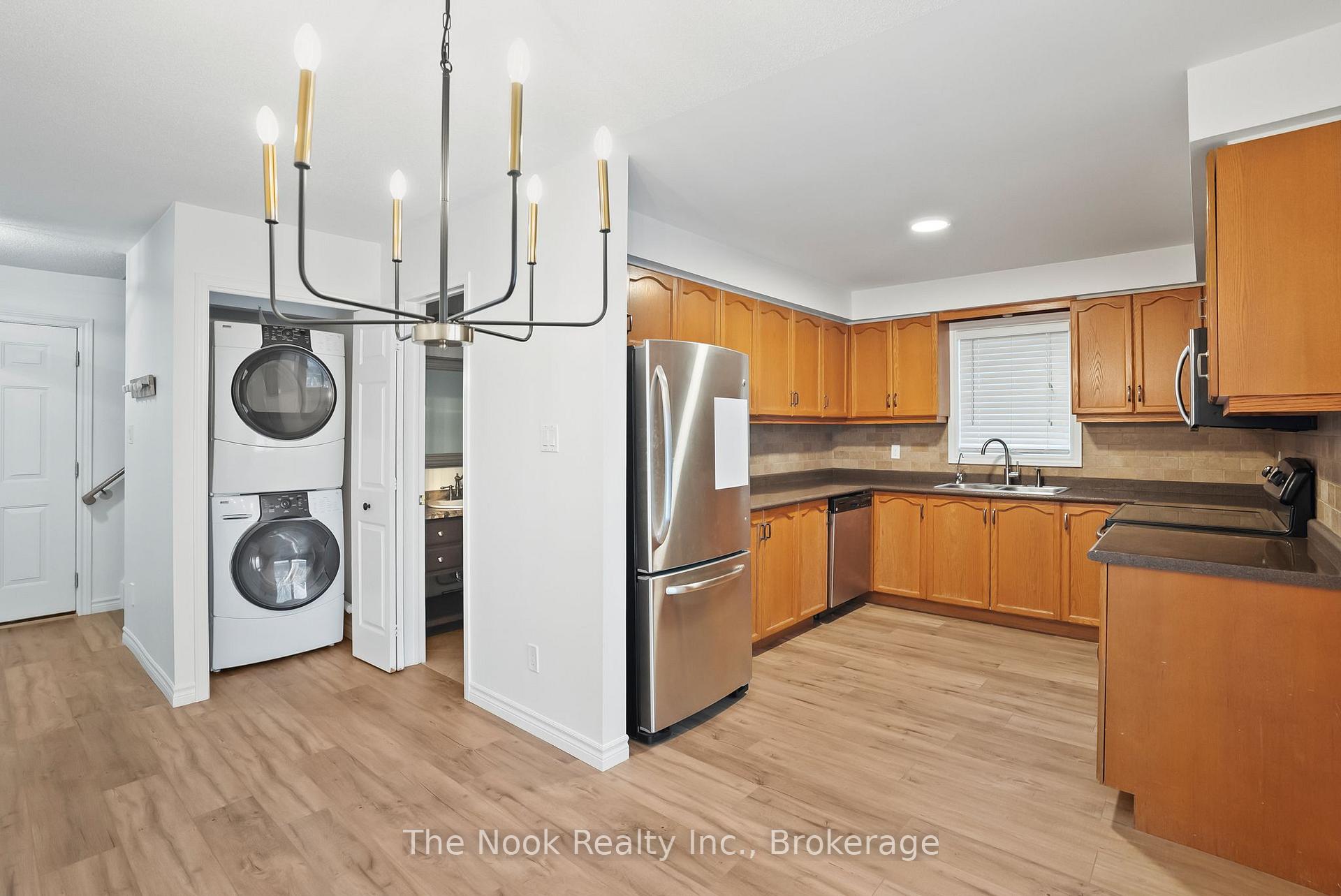 Photo 13 of Unit Main & Upper, 11 Jollow Drive, Clarington, Bowmanville — HOMEH