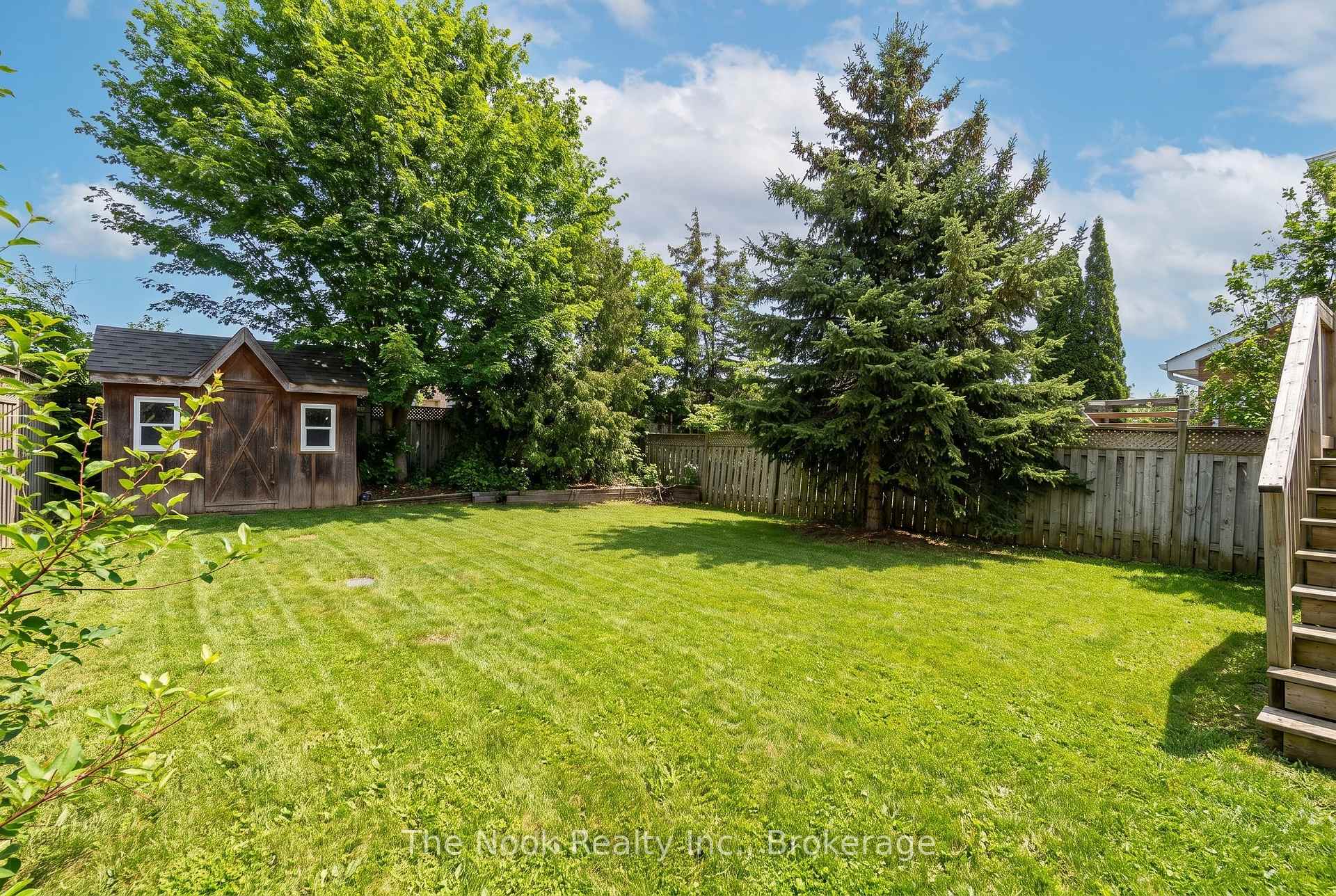 Photo 17 of Unit Main & Upper, 11 Jollow Drive, Clarington, Bowmanville — HOMEH