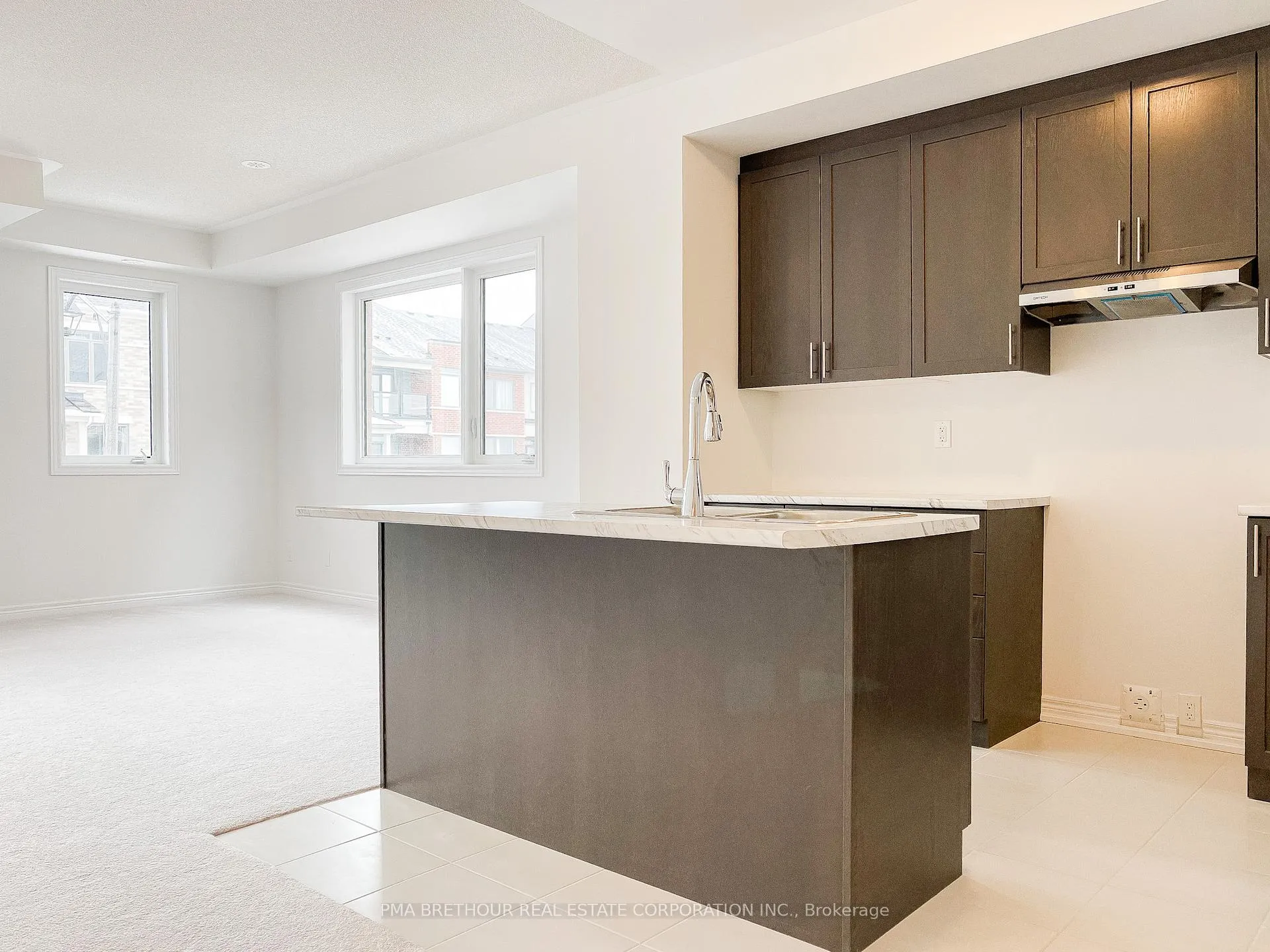 Photo 10 of 1999 Cameron Lott Crescent, Oshawa, Kedron — HOMEH