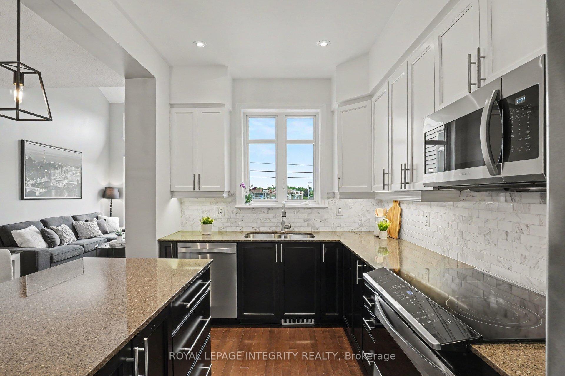 Photo 10 of 563 Remnor Avenue, Ottawa, Kanata - Kanata Lakes/Heritage Hills — HOMEH