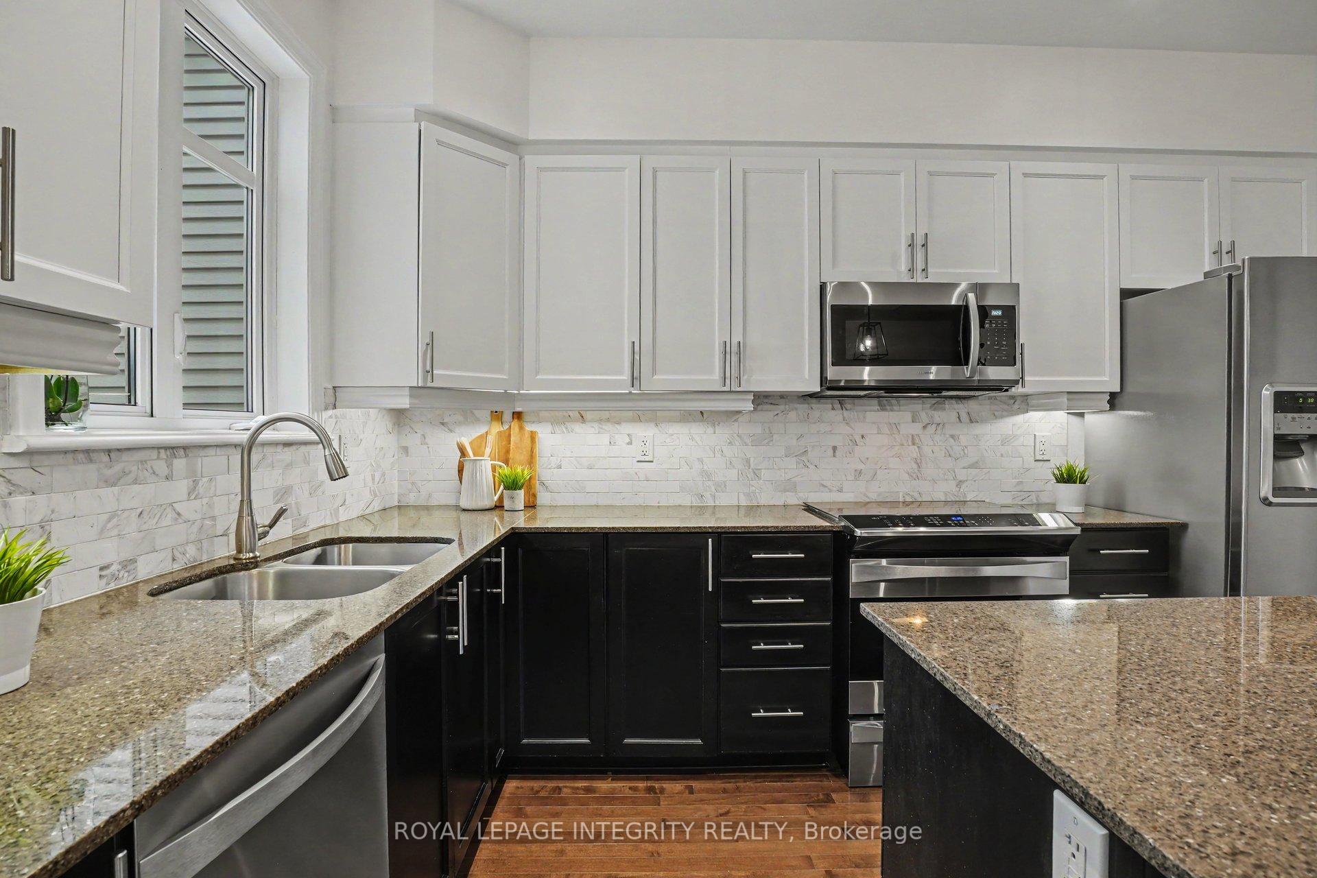 Photo 11 of 563 Remnor Avenue, Ottawa, Kanata - Kanata Lakes/Heritage Hills — HOMEH