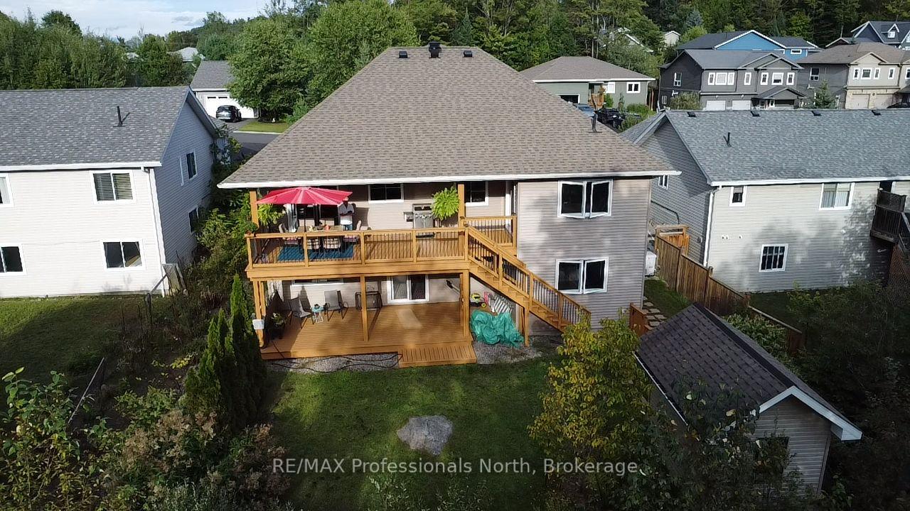 Photo 3 of 38 Goodwin Drive, Huntsville — HOMEH