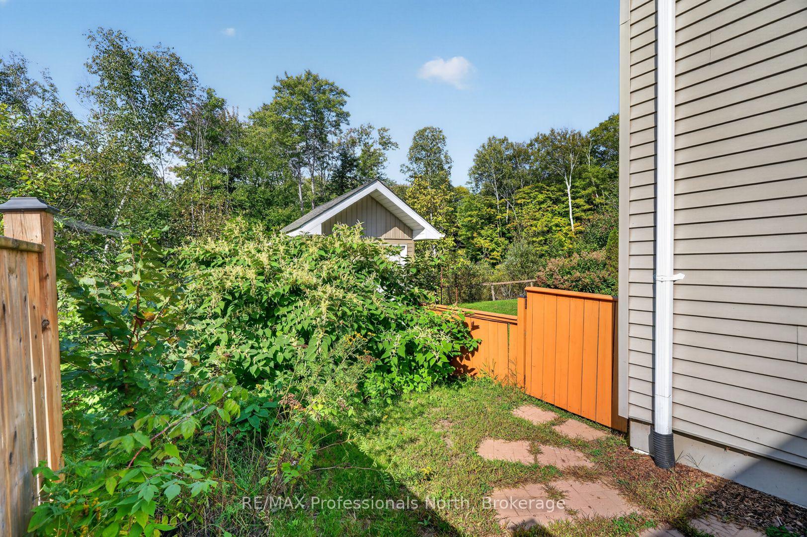Photo 52 of 38 Goodwin Drive, Huntsville — HOMEH
