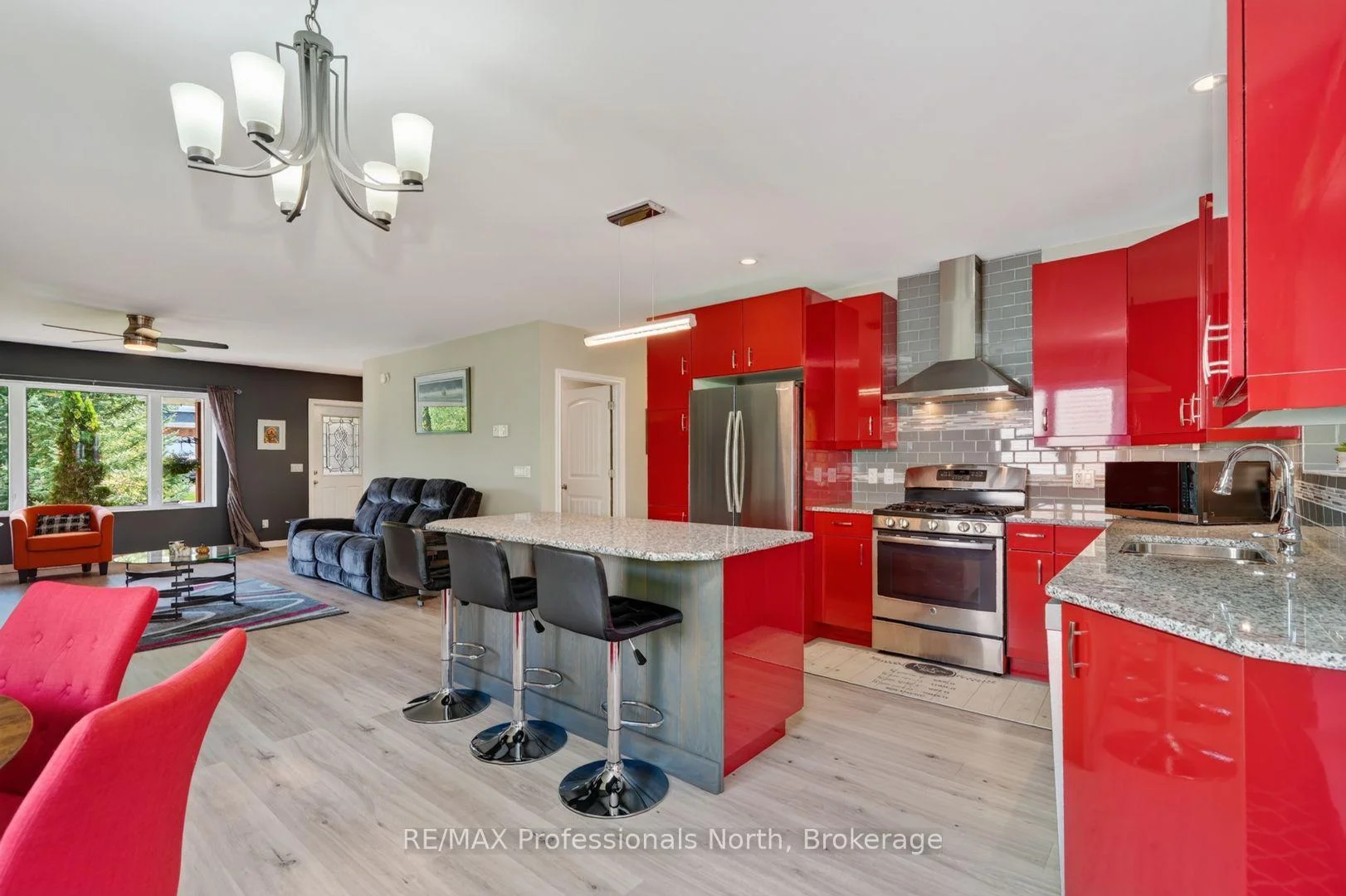 Photo 12 of 38 Goodwin Drive, Huntsville — HOMEH