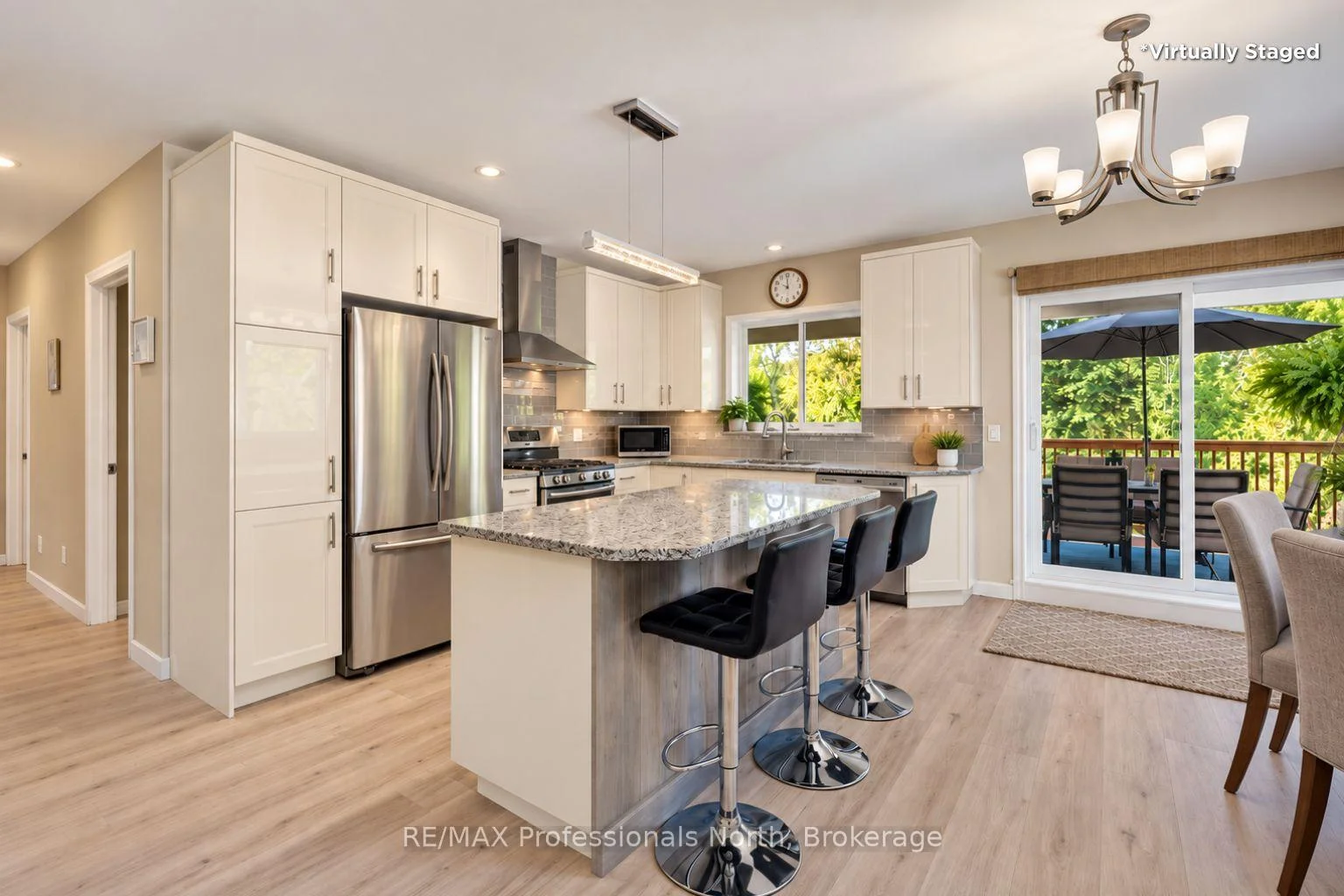 Photo 13 of 38 Goodwin Drive, Huntsville — HOMEH