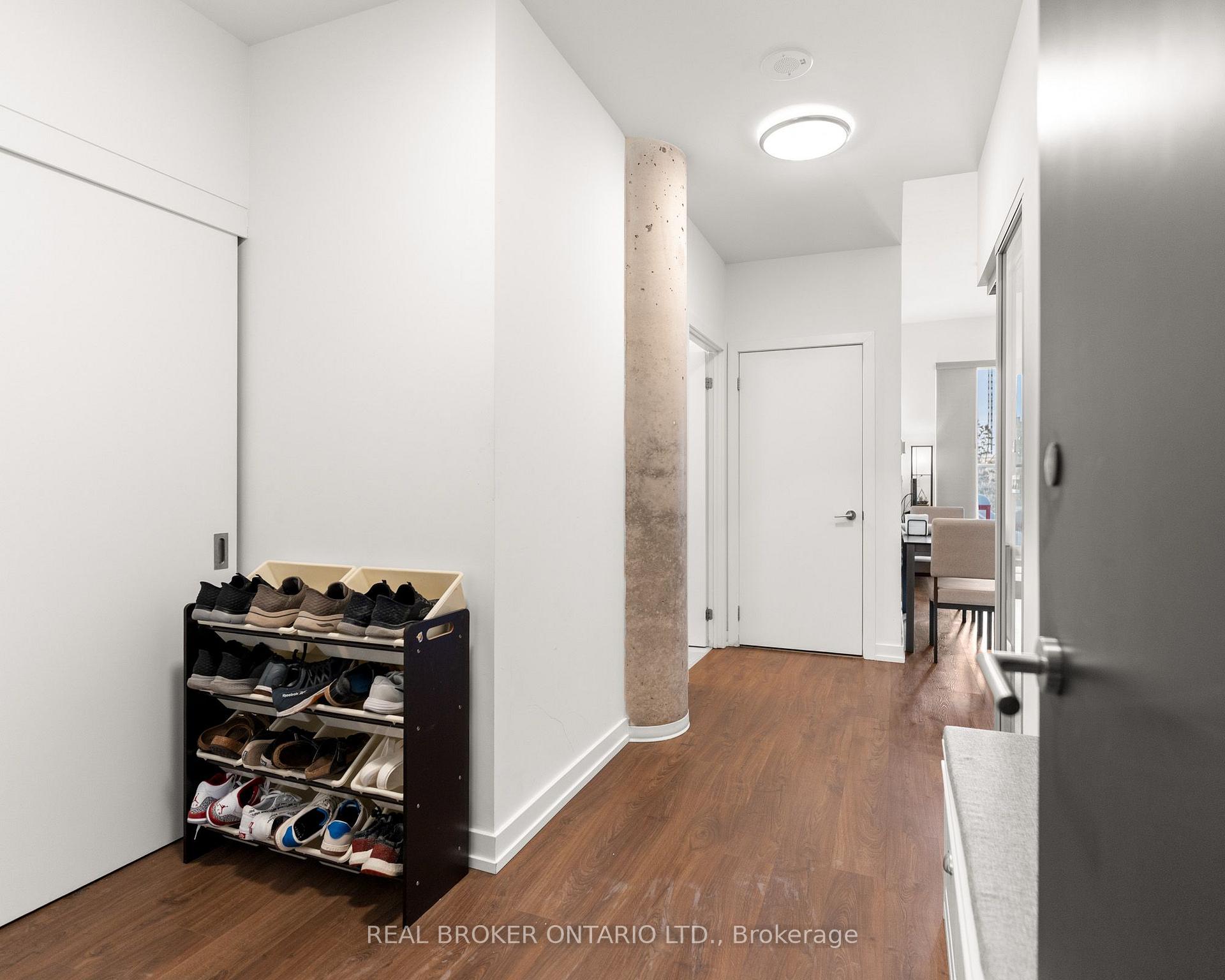 Photo 4 of Unit 317, 15 Wellington Street, Kitchener, Cherry Hill — HOMEH