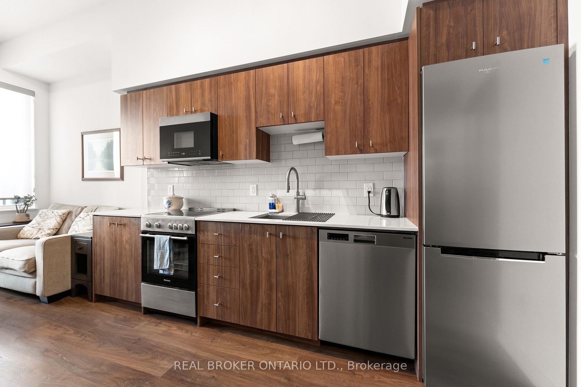 Photo 8 of Unit 317, 15 Wellington Street, Kitchener, Cherry Hill — HOMEH