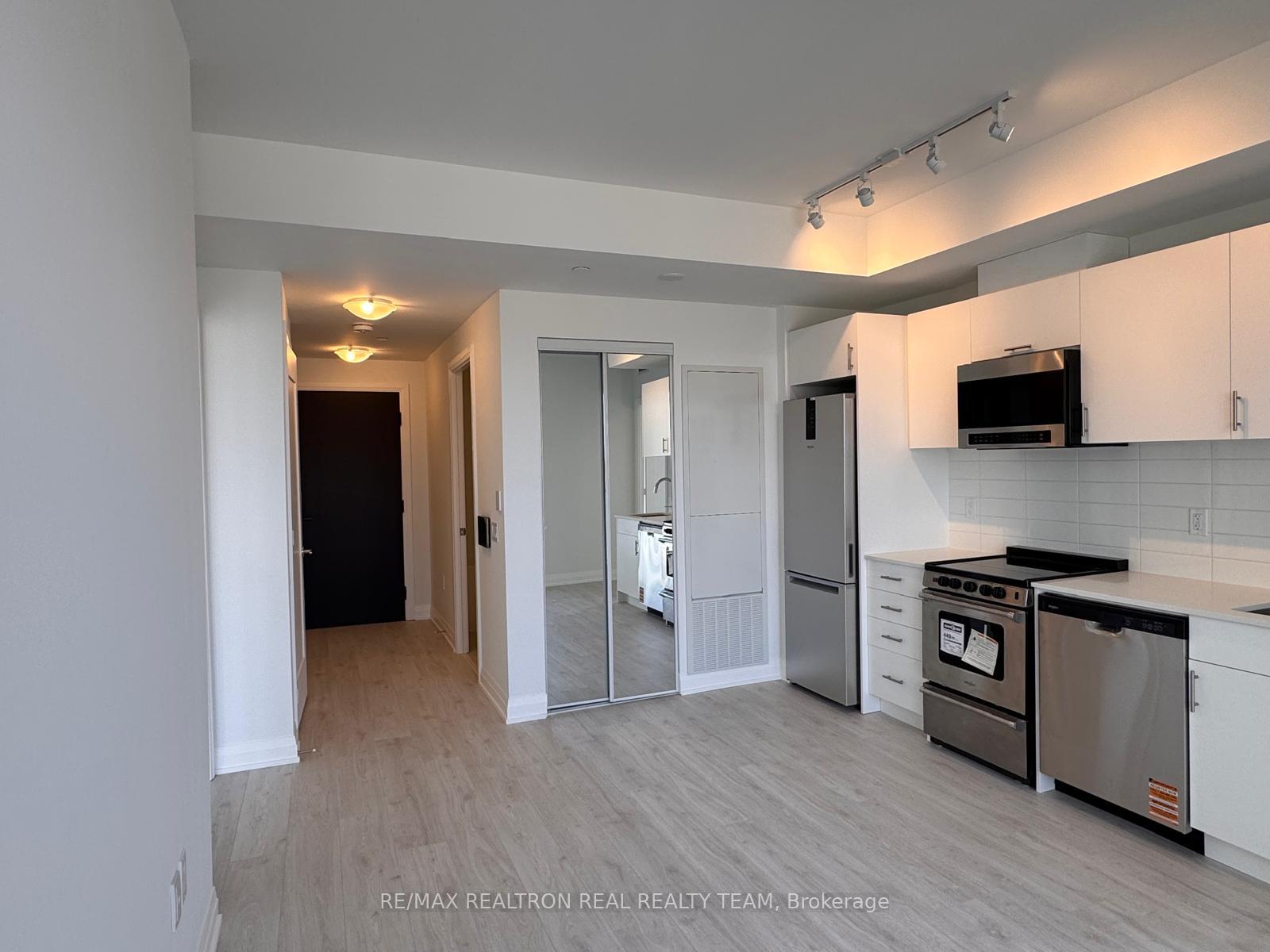 Photo 10 of Unit 523, 412 Silver Maple Road, Oakville, Joshua Meadows — HOMEH