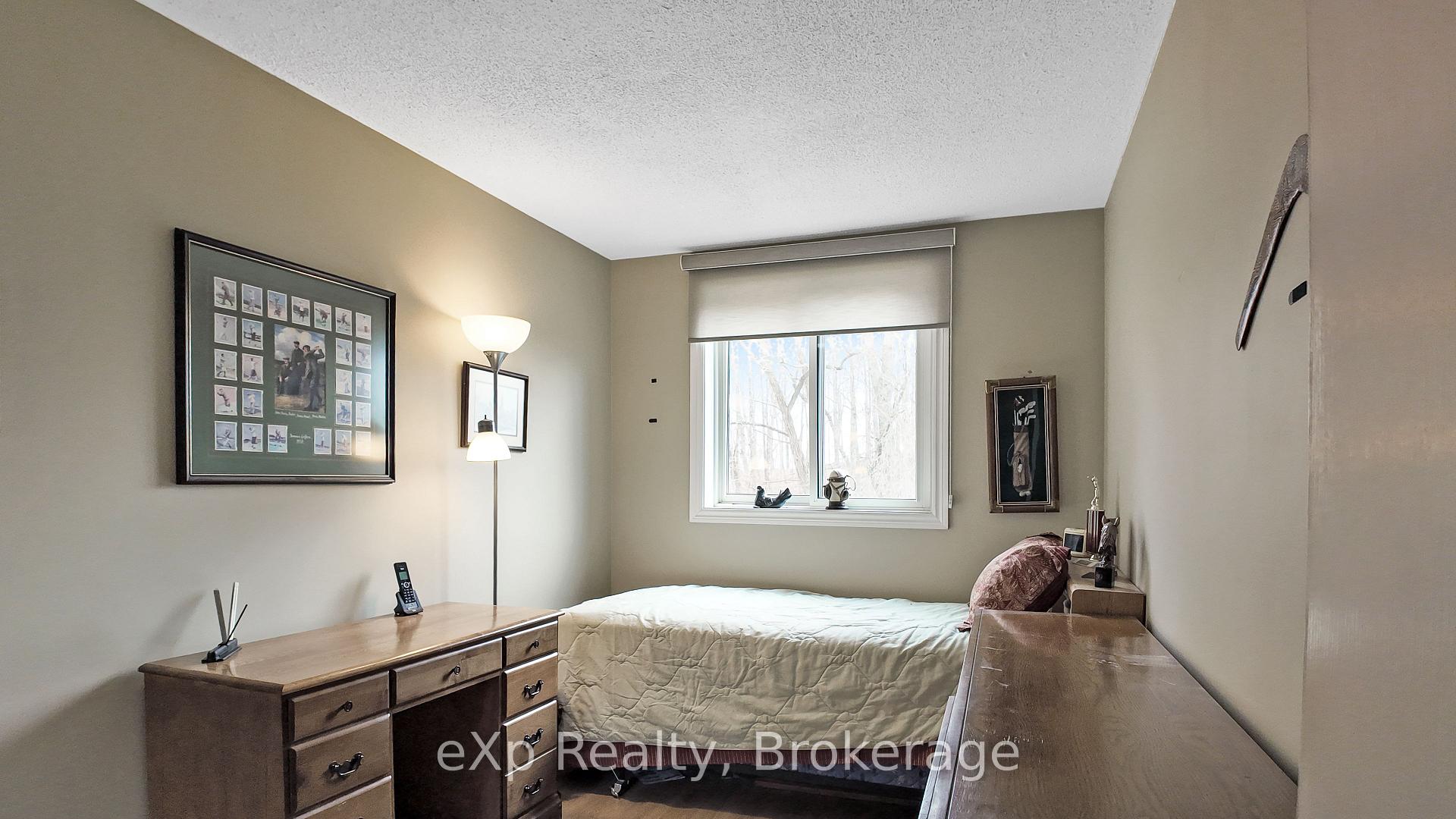 Photo 10 of Unit 402, 5 Valleyside Drive, Brockton — HOMEH