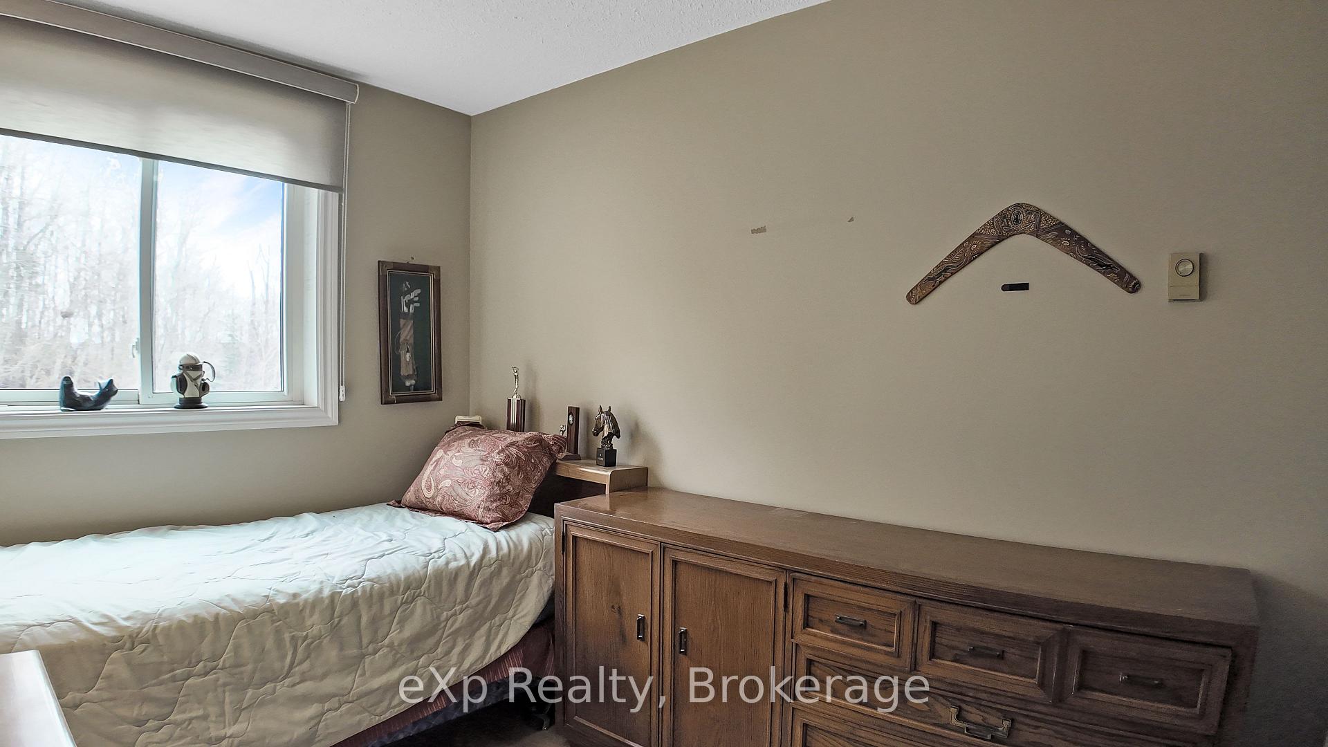 Photo 11 of Unit 402, 5 Valleyside Drive, Brockton — HOMEH