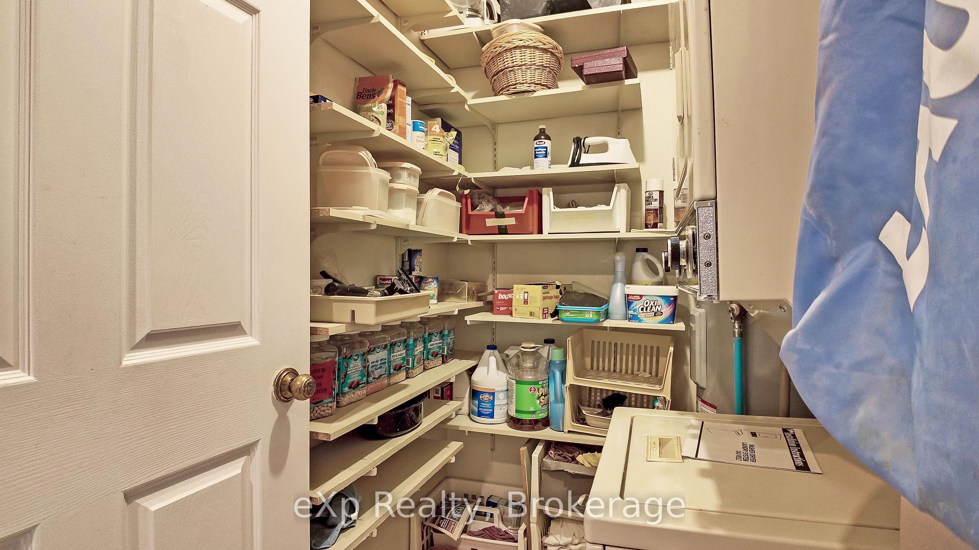 Photo 13 of Unit 402, 5 Valleyside Drive, Brockton — HOMEH