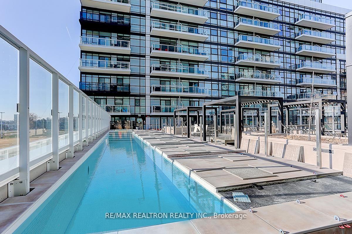 Front of Unit 327, 251 Manitoba Street