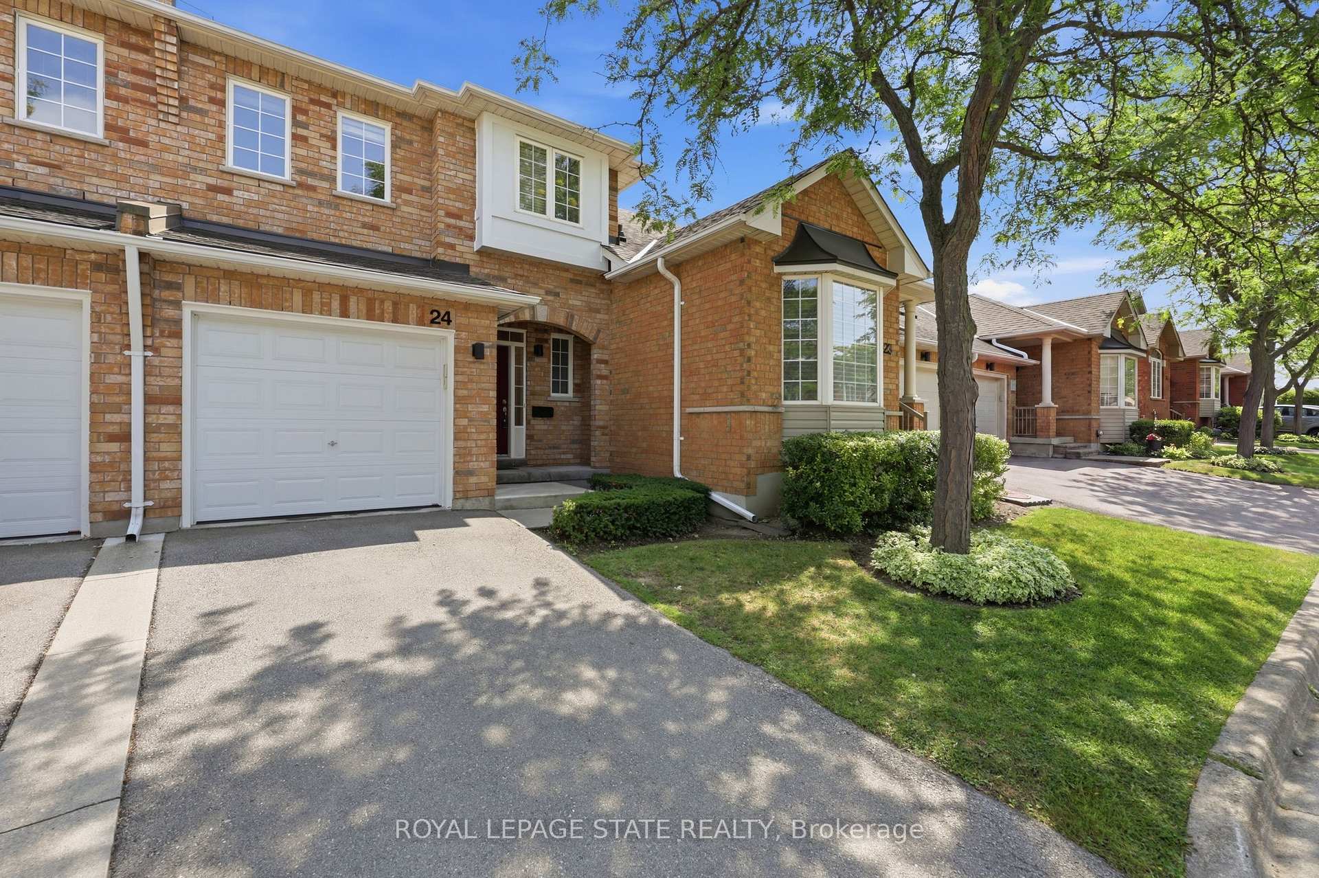 Photo 4 of Unit 24, 10 Davidson Boulevard, Hamilton, Dundas — HOMEH