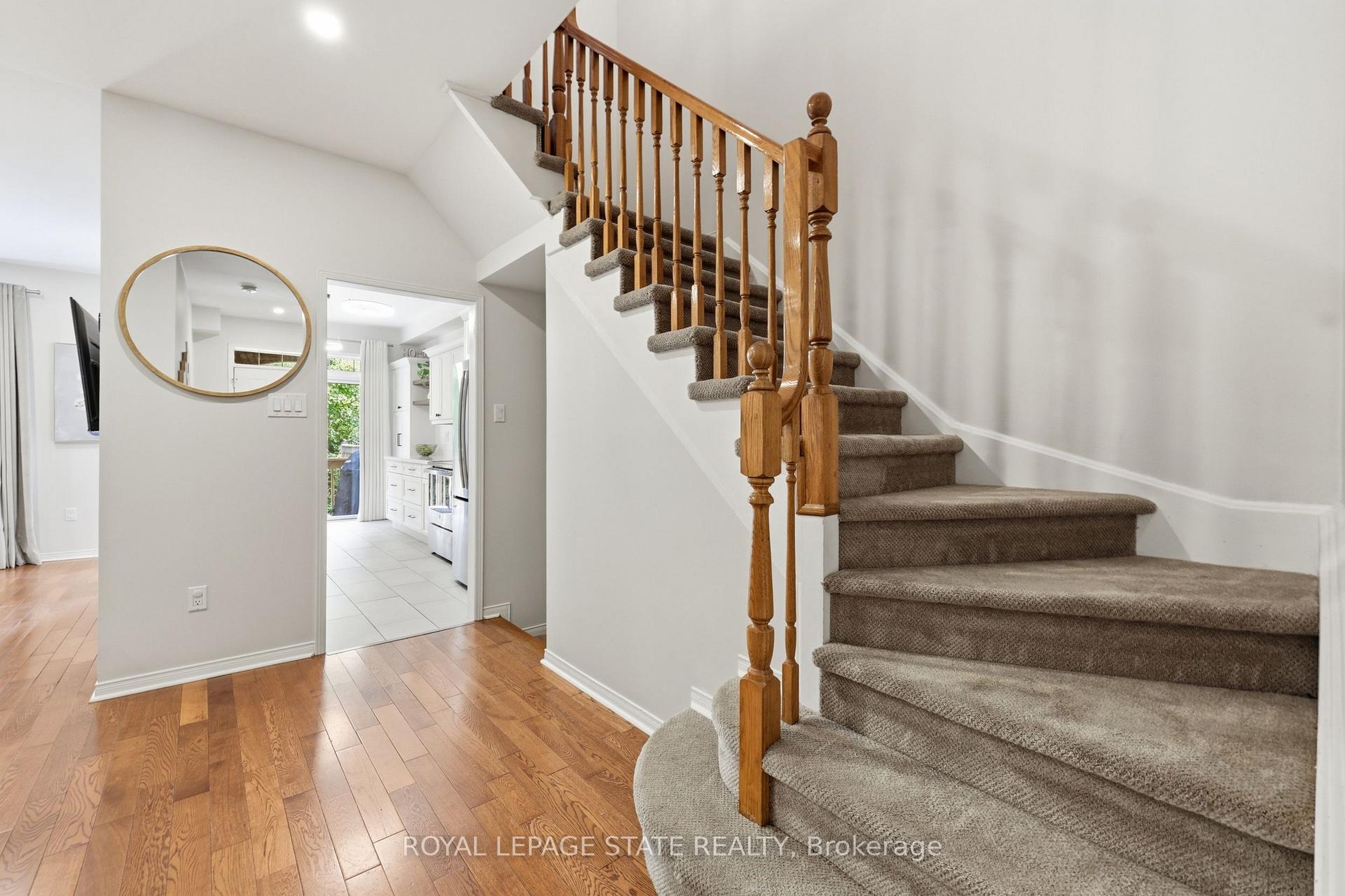 Photo 8 of Unit 24, 10 Davidson Boulevard, Hamilton, Dundas — HOMEH