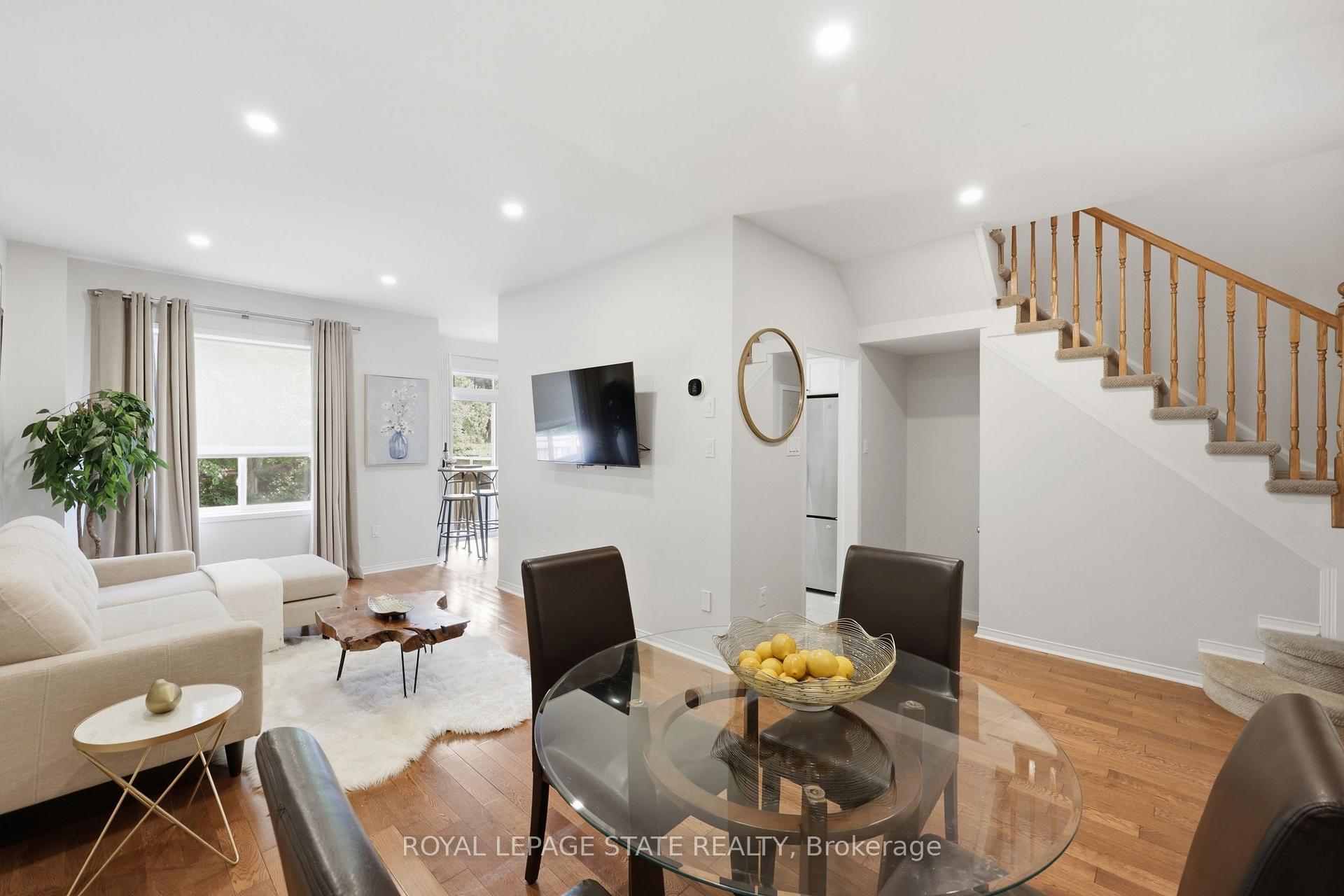 Photo 12 of Unit 24, 10 Davidson Boulevard, Hamilton, Dundas — HOMEH