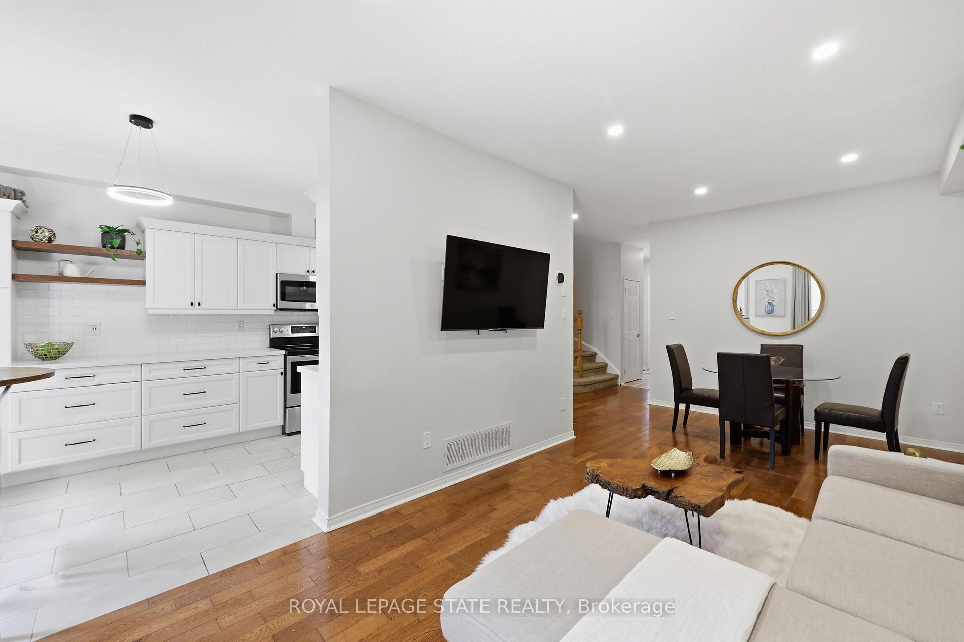 Photo 14 of Unit 24, 10 Davidson Boulevard, Hamilton, Dundas — HOMEH