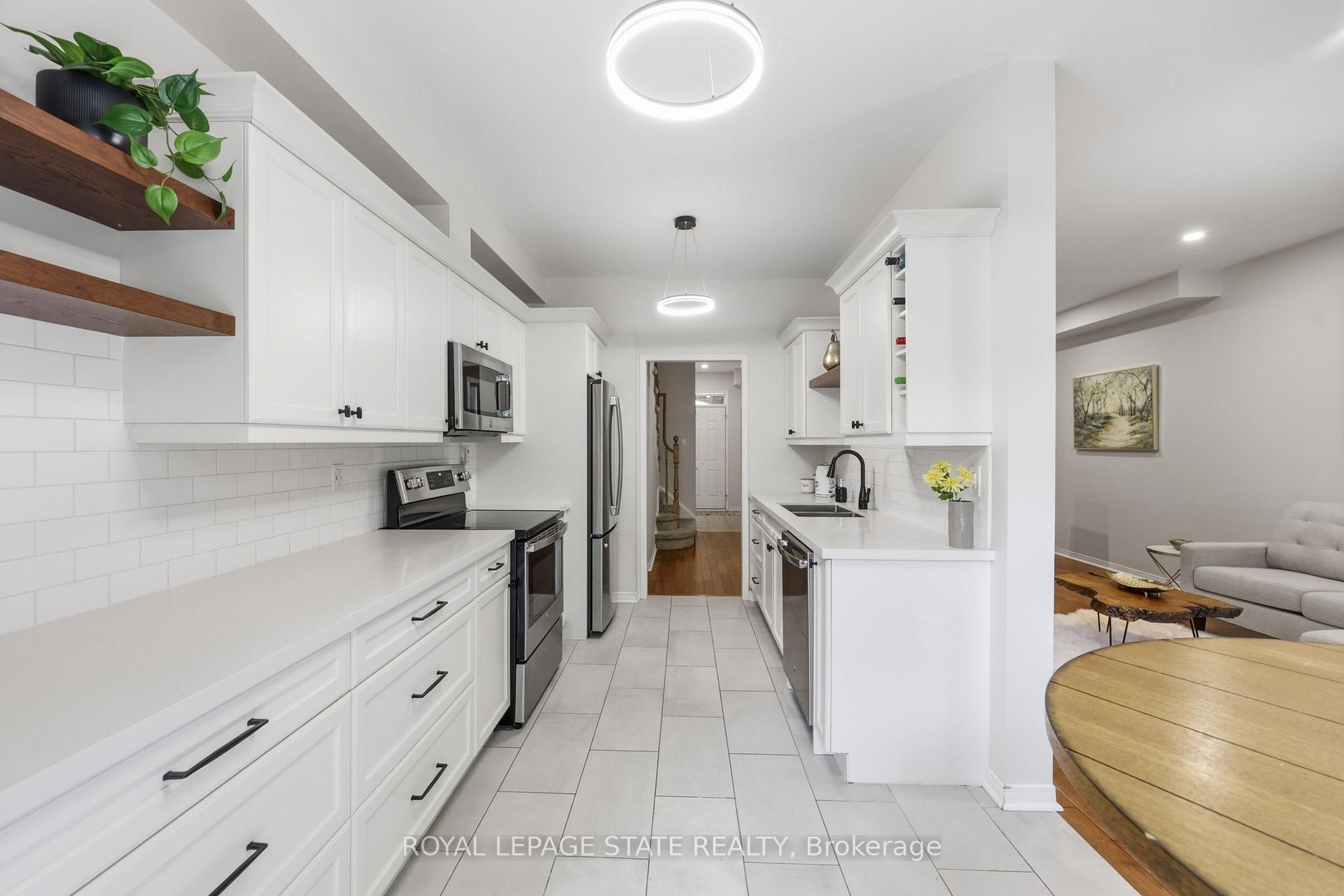 Photo 16 of Unit 24, 10 Davidson Boulevard, Hamilton, Dundas — HOMEH