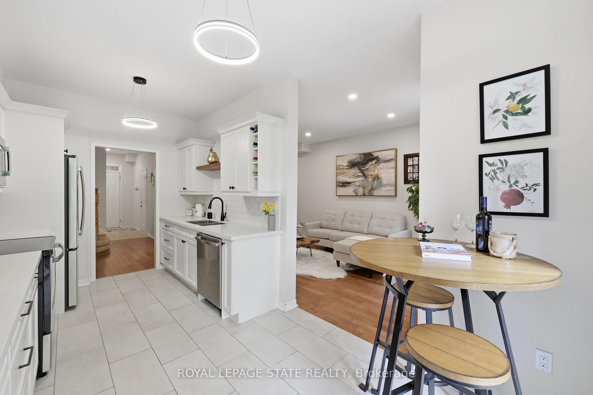 Photo 17 of Unit 24, 10 Davidson Boulevard, Hamilton, Dundas — HOMEH