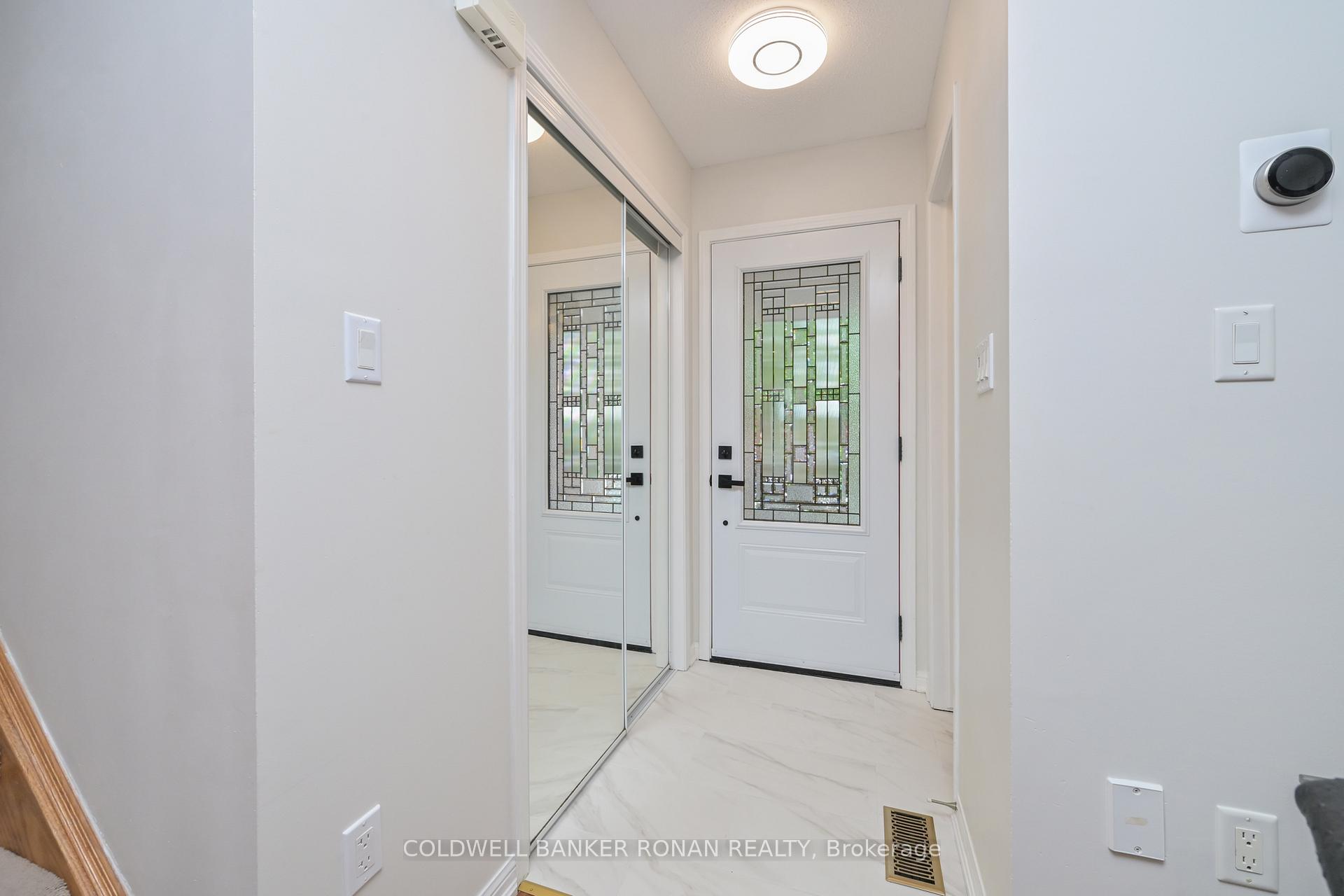 Photo 5 of 26 Riley Road, New Tecumseth, Alliston — HOMEH