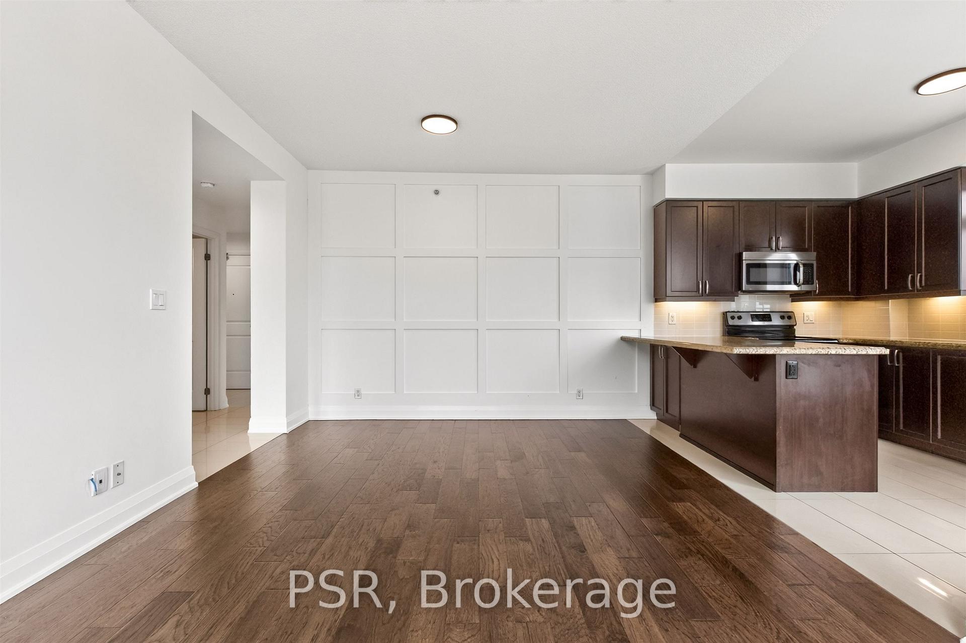 Photo 10 of Unit 717, 12 Woodstream Boulevard, Vaughan, Vaughan Grove — HOMEH