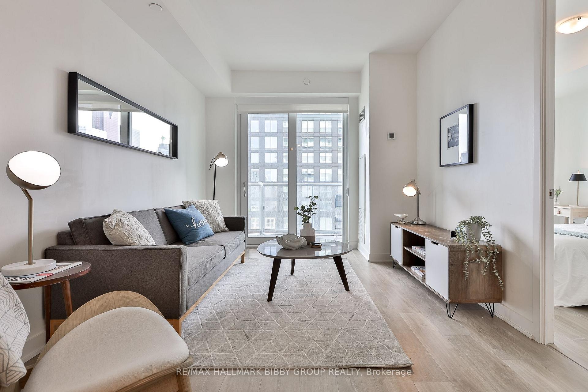 Front of Unit 2408, 100 Dalhousie Street