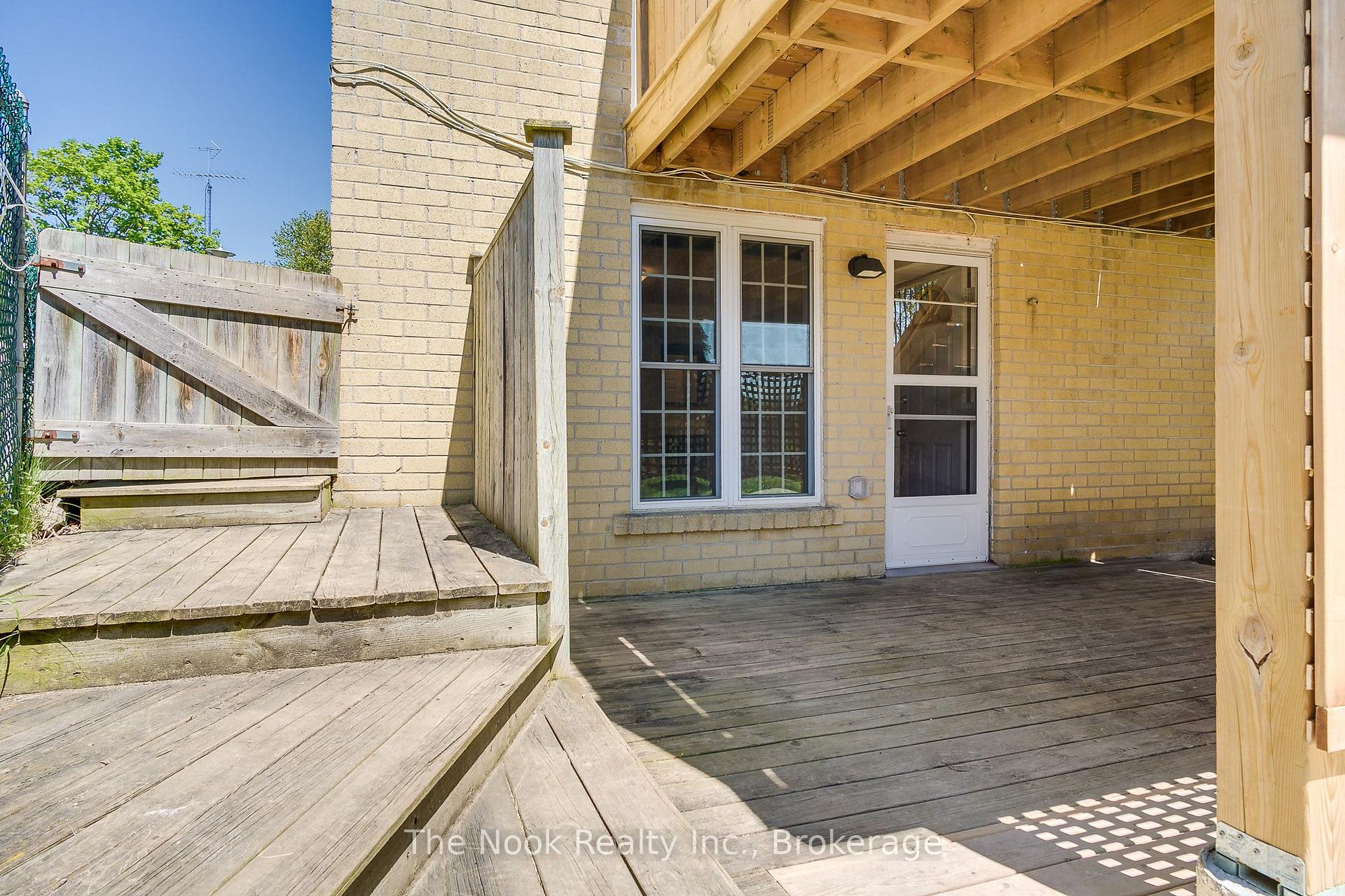 Photo 12 of 95 Peacock Boulevard, Port Hope — HOMEH