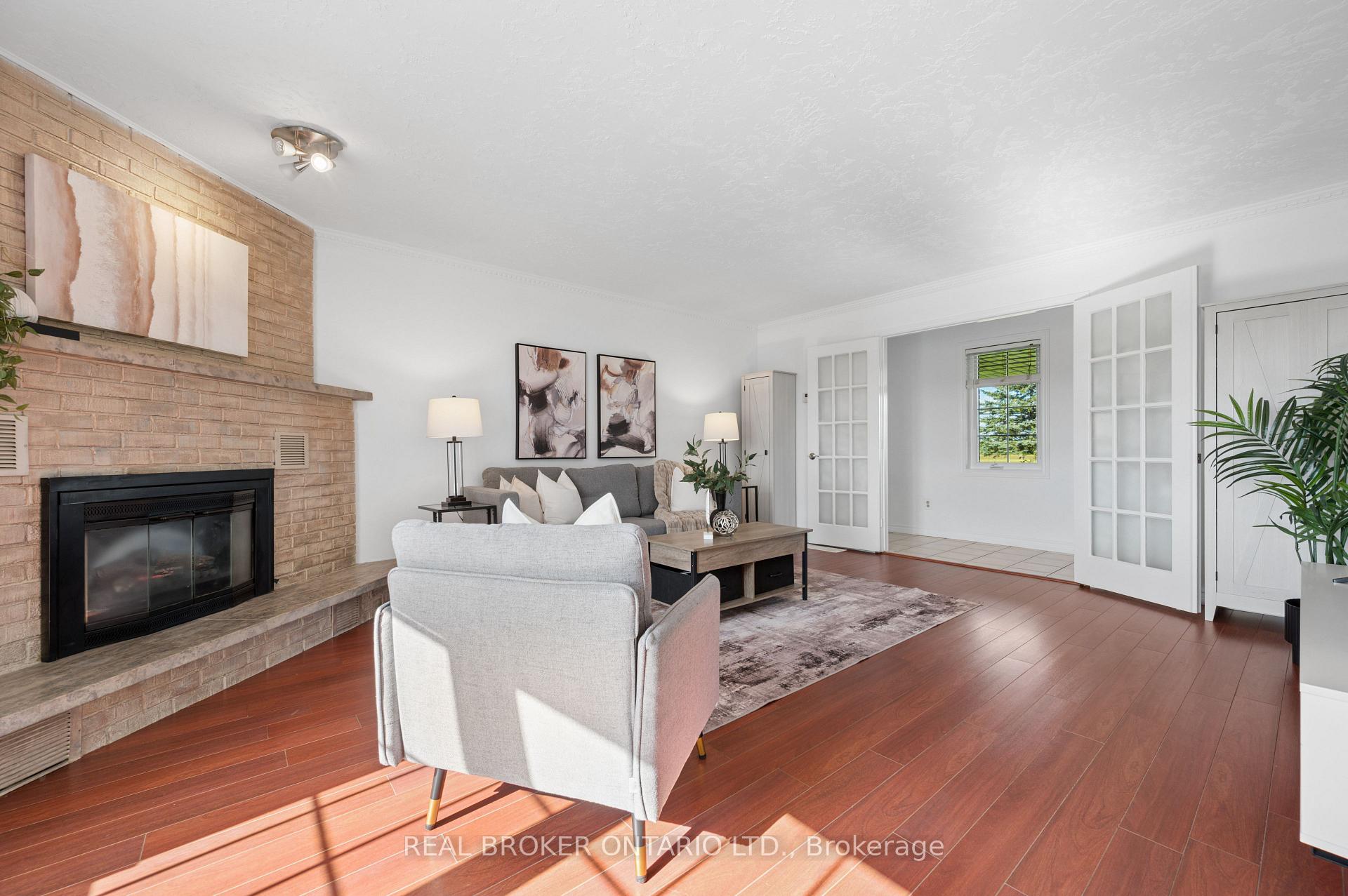 Photo 13 of 1049 Sheffield Road, Hamilton, Rural Flamborough — HOMEH