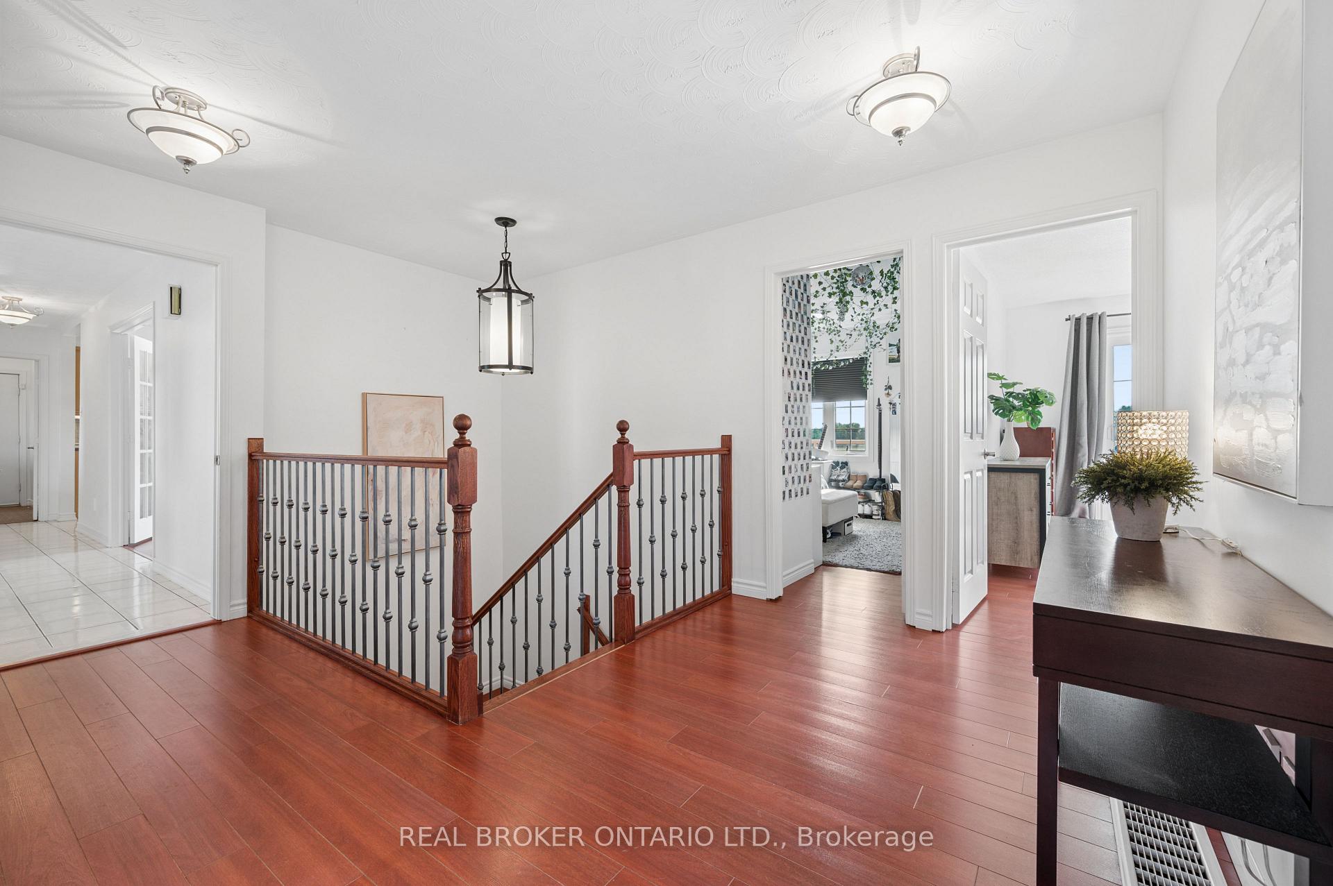 Photo 21 of 1049 Sheffield Road, Hamilton, Rural Flamborough — HOMEH