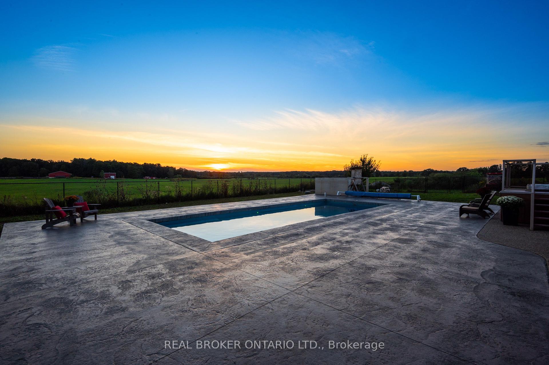 Photo 45 of 1049 Sheffield Road, Hamilton, Rural Flamborough — HOMEH