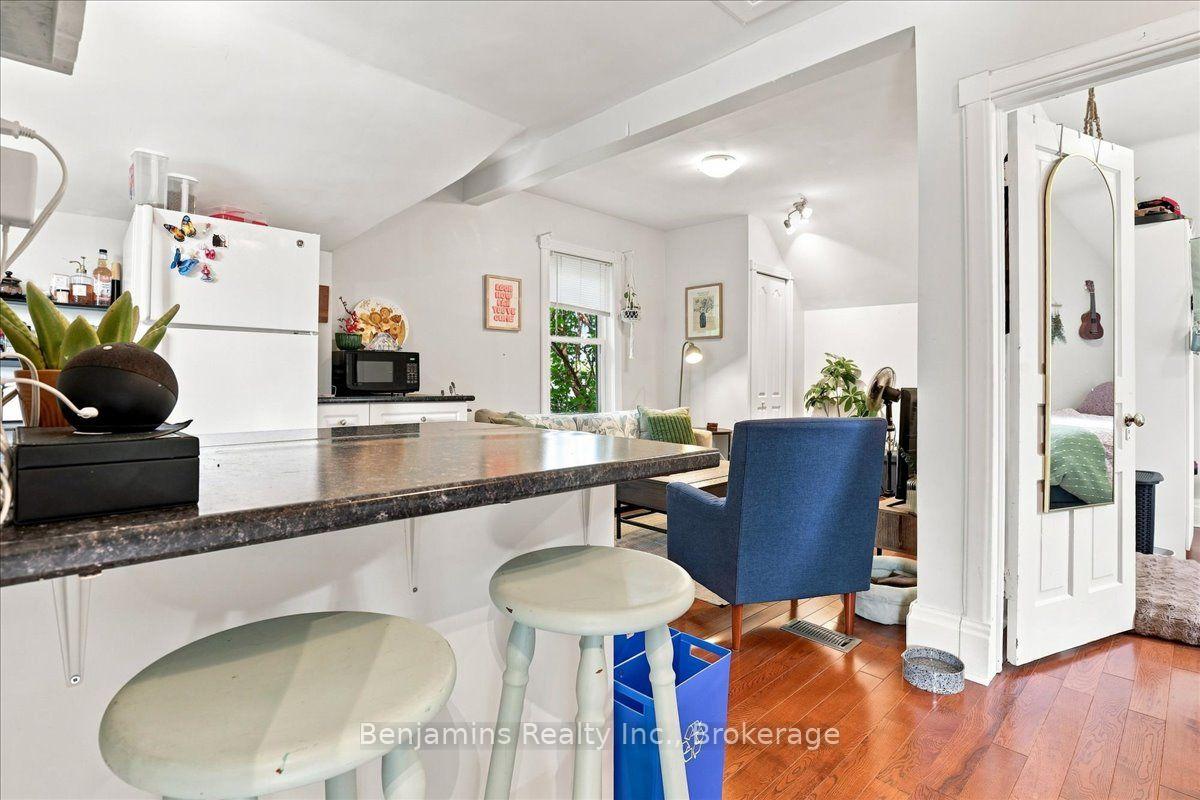 Photo 24 of 406 Duke Street W, Kitchener, Mount Hope Huron Park — HOMEH