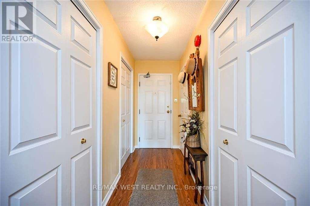 Photo 17 of Unit 406, 200 Limeridge Road W, Hamilton, Rolston — HOMEH