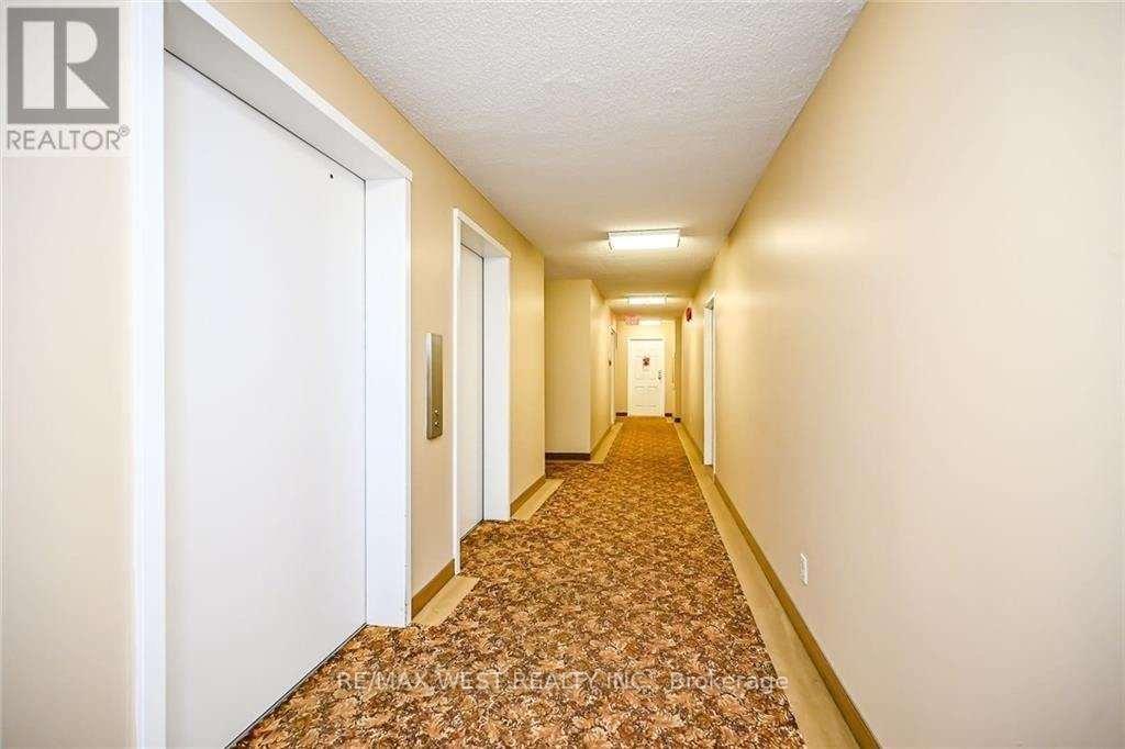 Photo 18 of Unit 406, 200 Limeridge Road W, Hamilton, Rolston — HOMEH