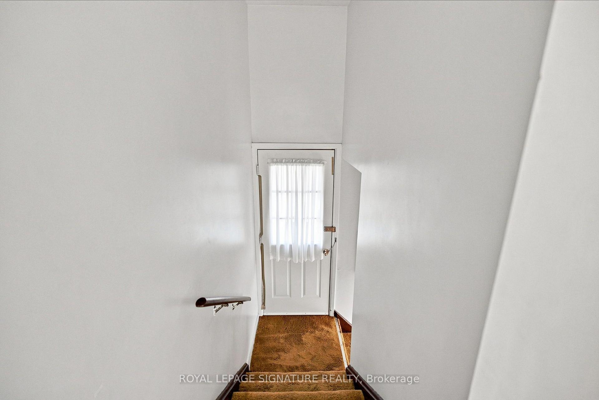 Photo 27 of 1 Dalegrove Crescent, Etobicoke, Eringate-Centennial-West Deane — HOMEH