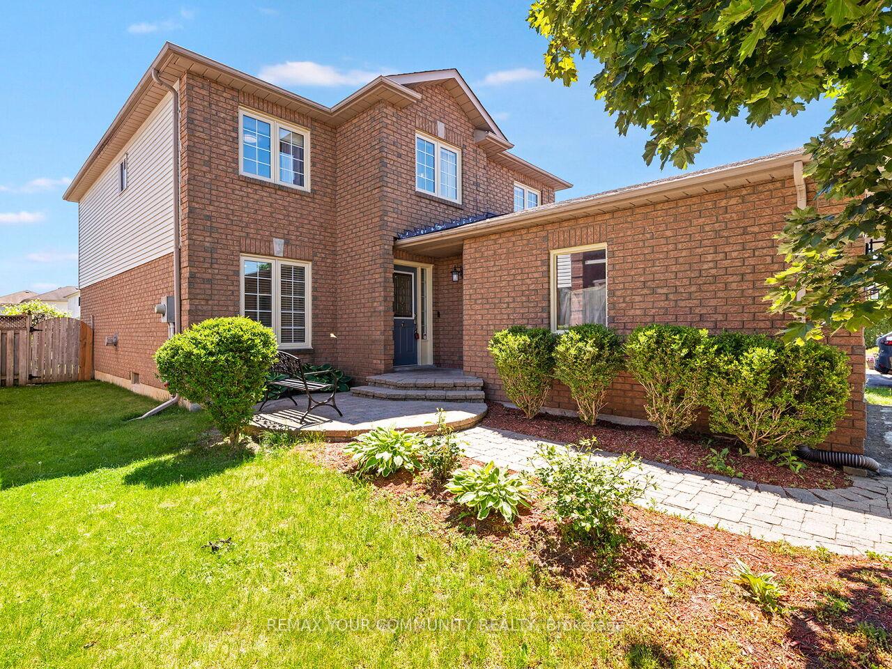 Photo 2 of 117 Apple Blossom Boulevard, Clarington, Bowmanville — HOMEH