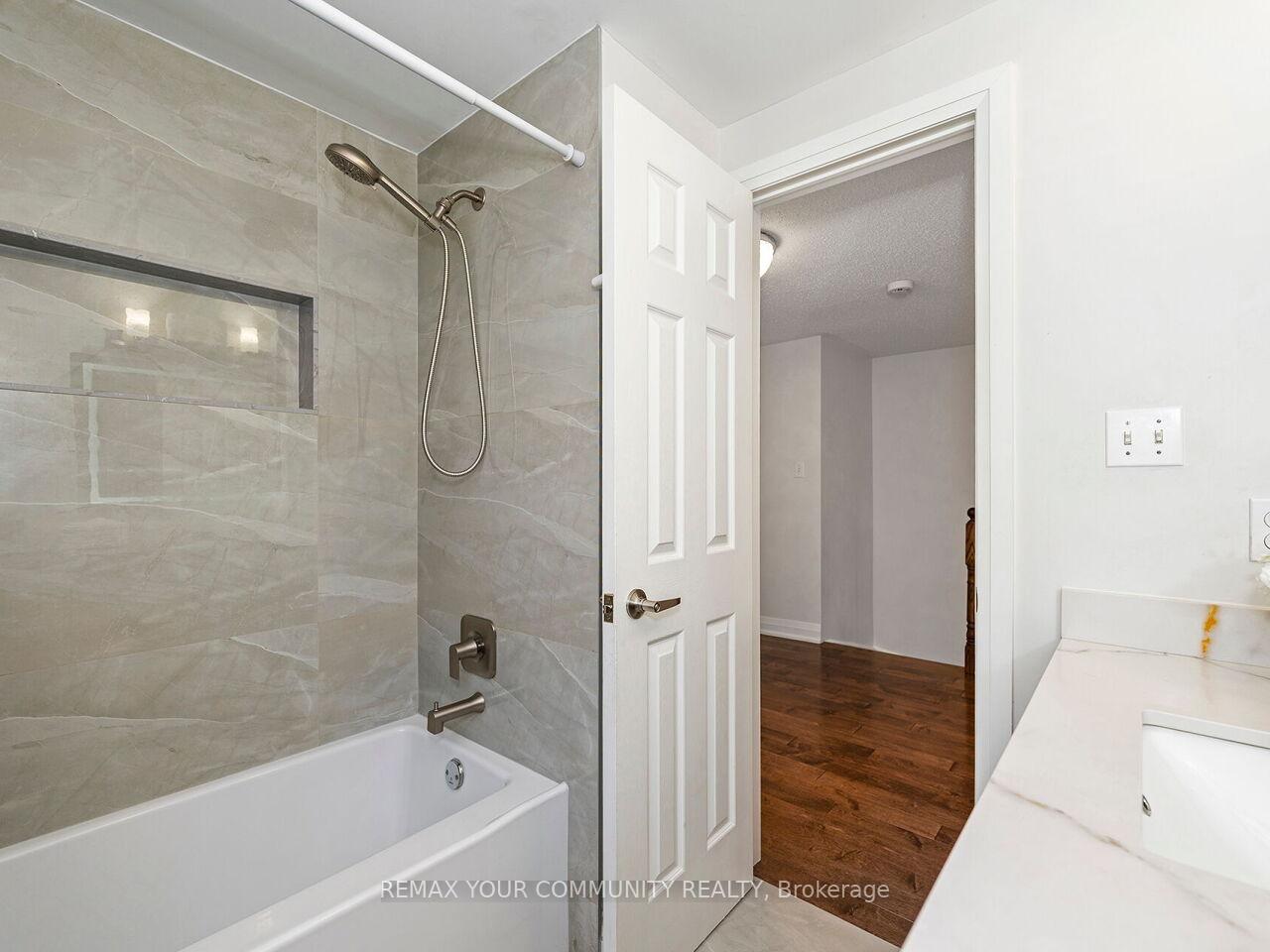 Photo 36 of 117 Apple Blossom Boulevard, Clarington, Bowmanville — HOMEH