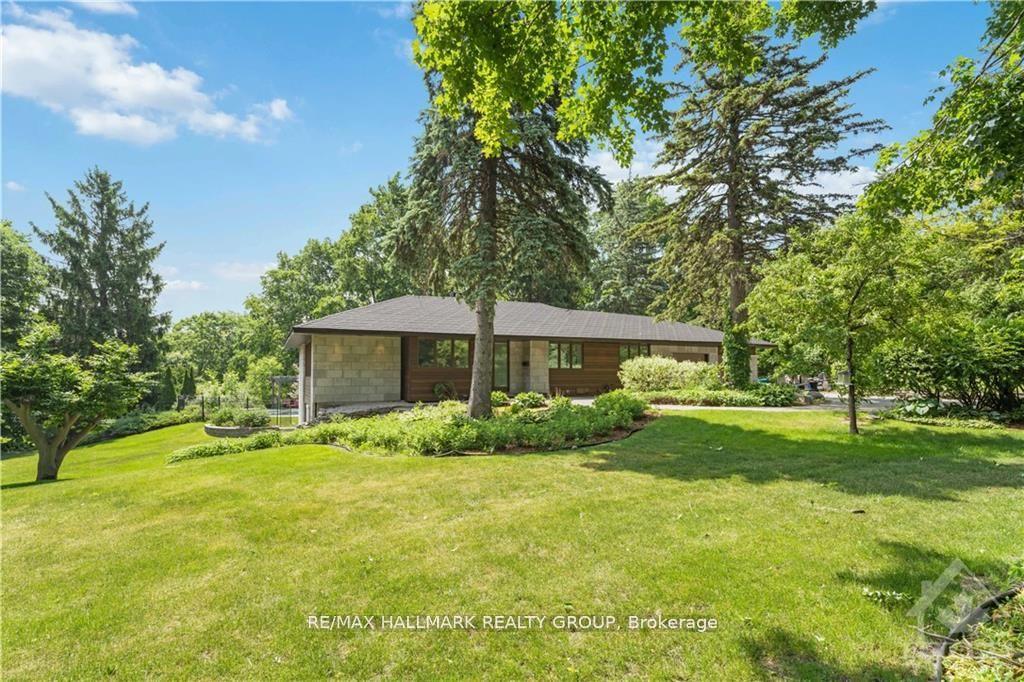Photo 2 of 41 Cedar Road, Ottawa, Rothwell Heights — HOMEH