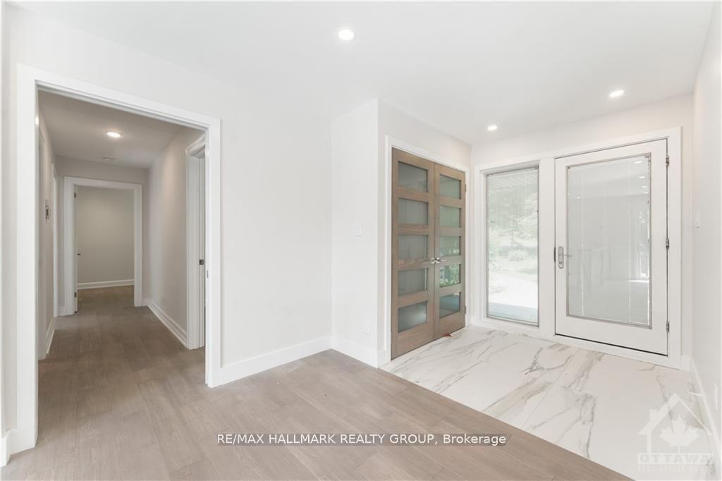 Photo 6 of 41 Cedar Road, Ottawa, Rothwell Heights — HOMEH