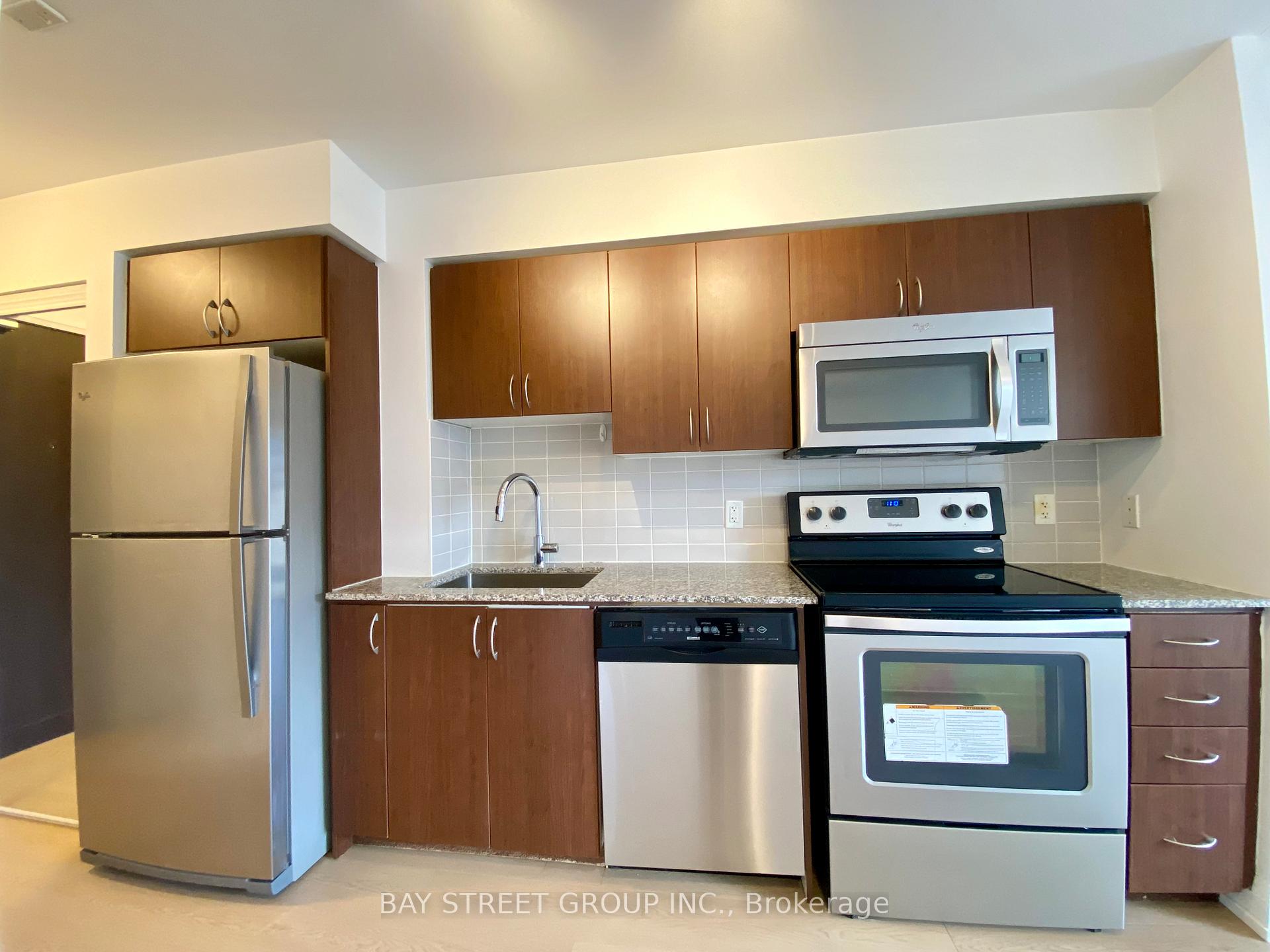 Photo 6 of Unit 925, 370 Highway 7 E, Richmond Hill, Doncrest — HOMEH