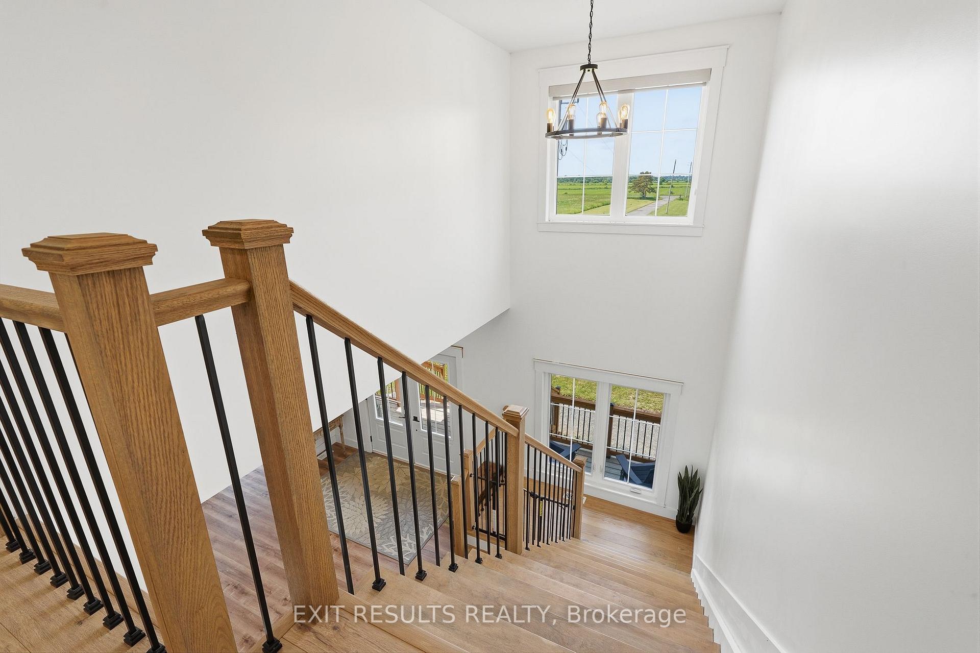 Photo 19 of 2083 Groves Road, Russell, Russell Twp — HOMEH