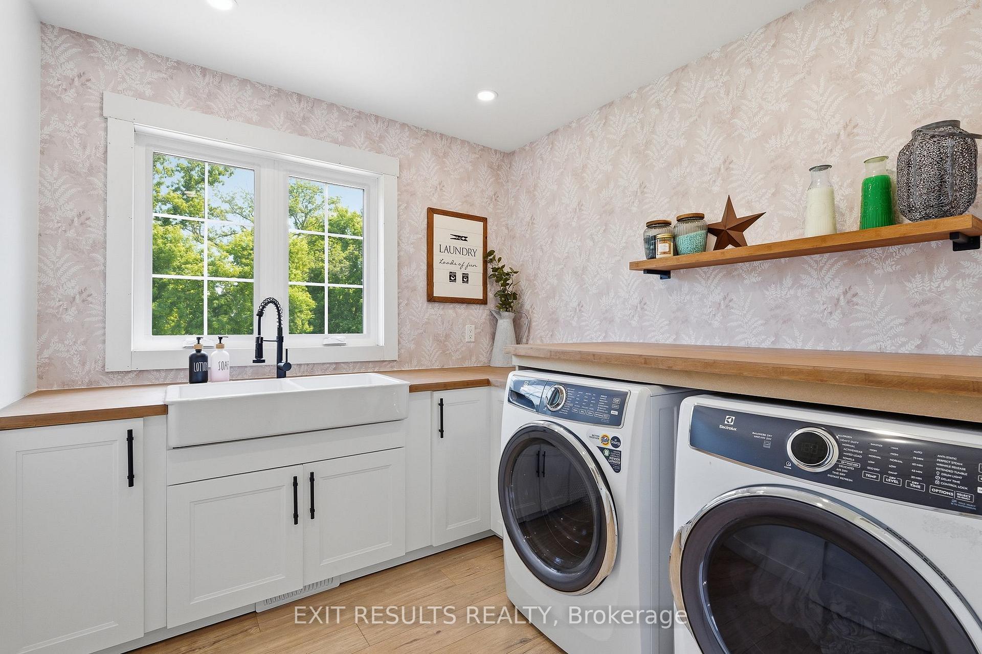 Photo 23 of 2083 Groves Road, Russell, Russell Twp — HOMEH