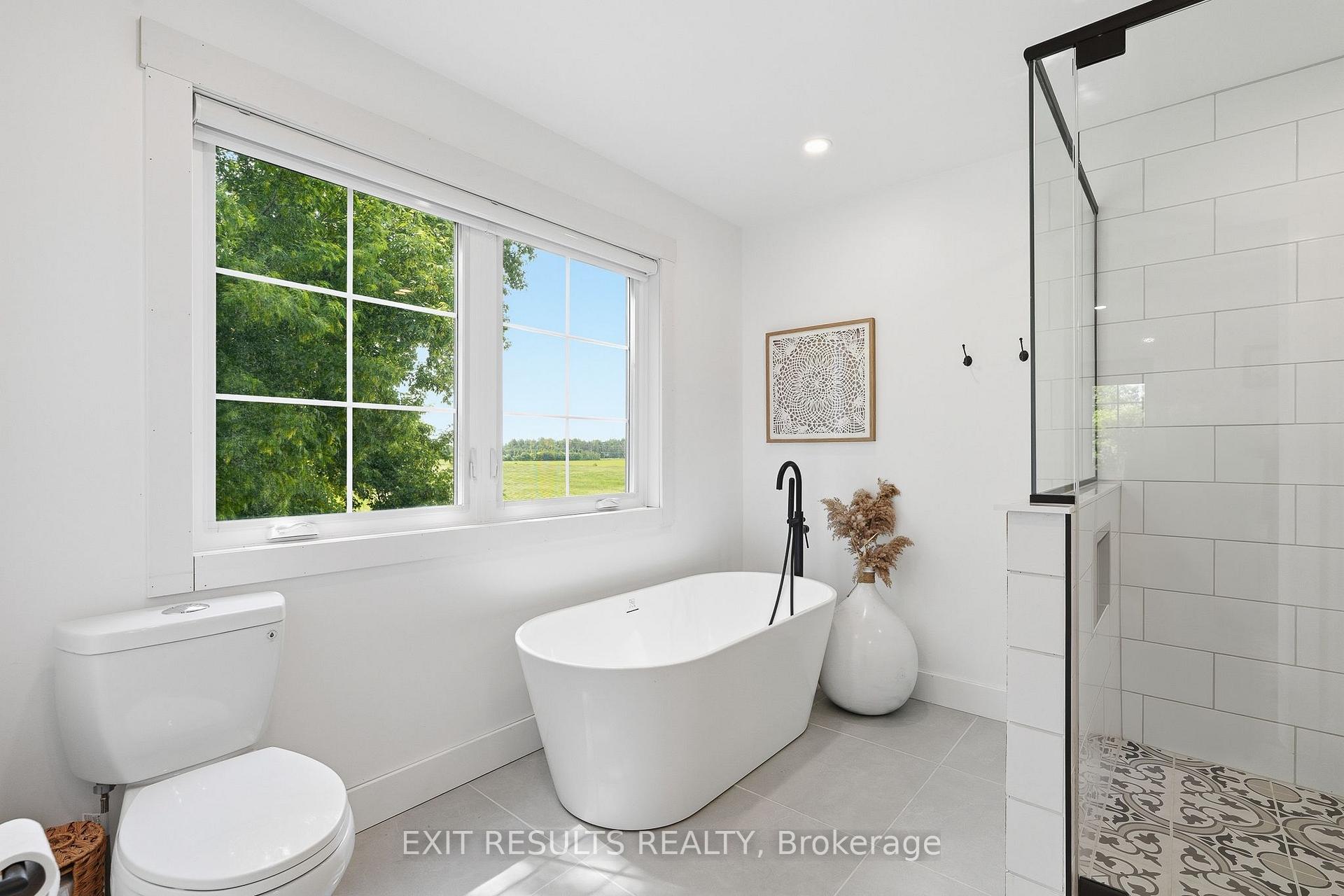 Photo 27 of 2083 Groves Road, Russell, Russell Twp — HOMEH