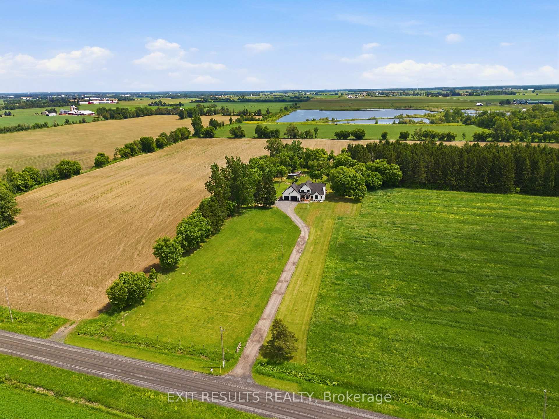 Photo 36 of 2083 Groves Road, Russell, Russell Twp — HOMEH