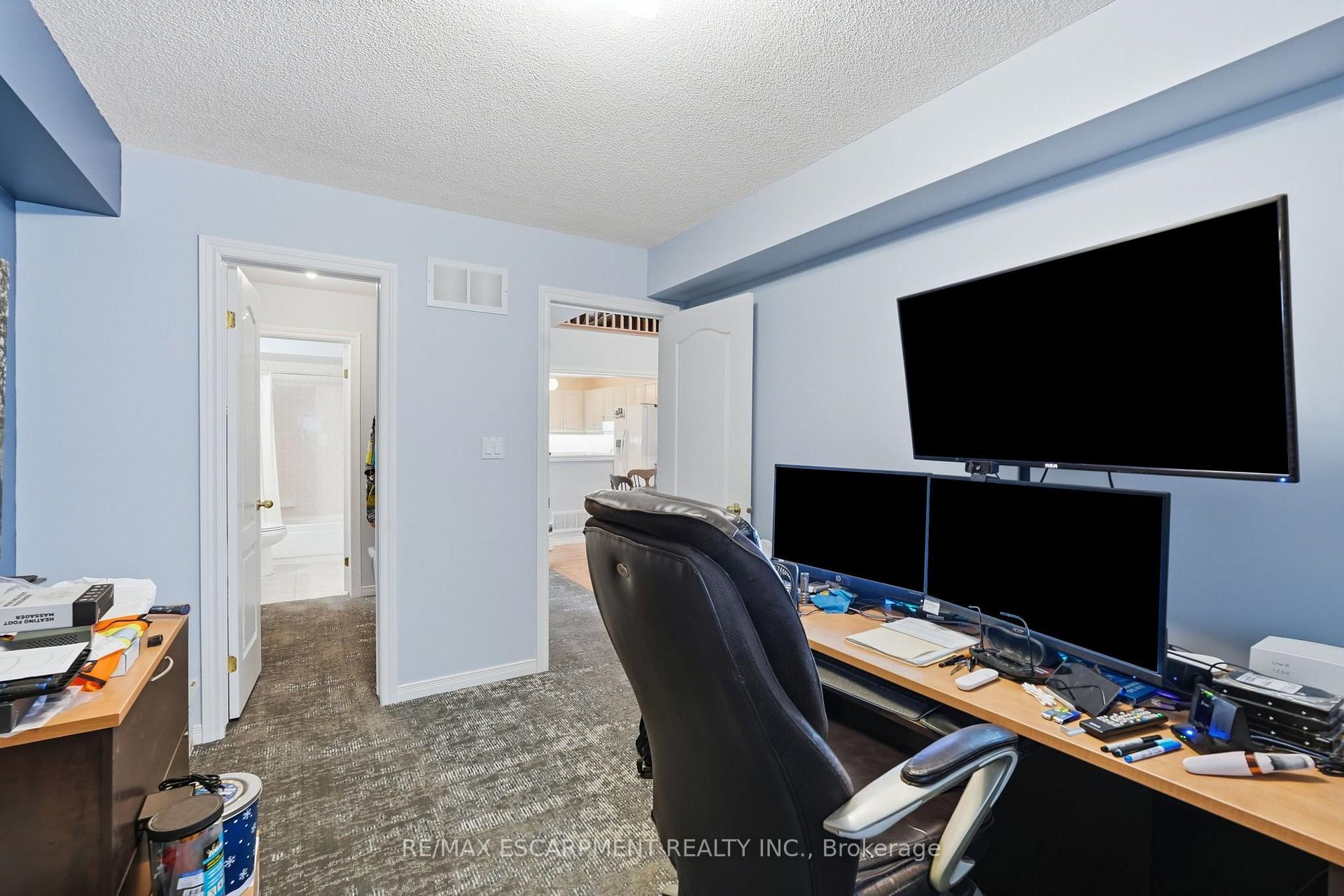 Photo 18 of Unit 2, 222 Fellowes Crescent, Hamilton, Waterdown — HOMEH