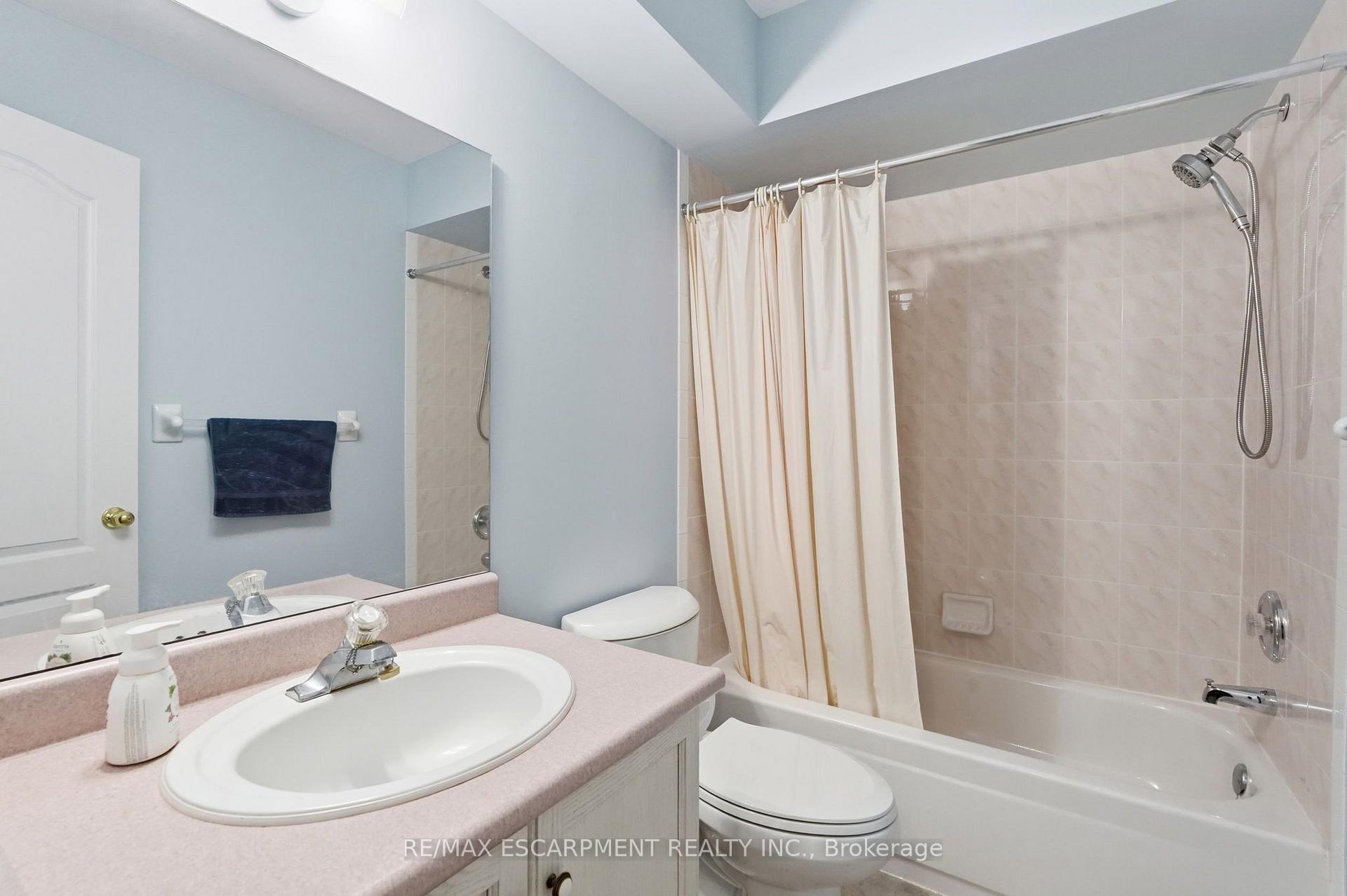 Photo 19 of Unit 2, 222 Fellowes Crescent, Hamilton, Waterdown — HOMEH