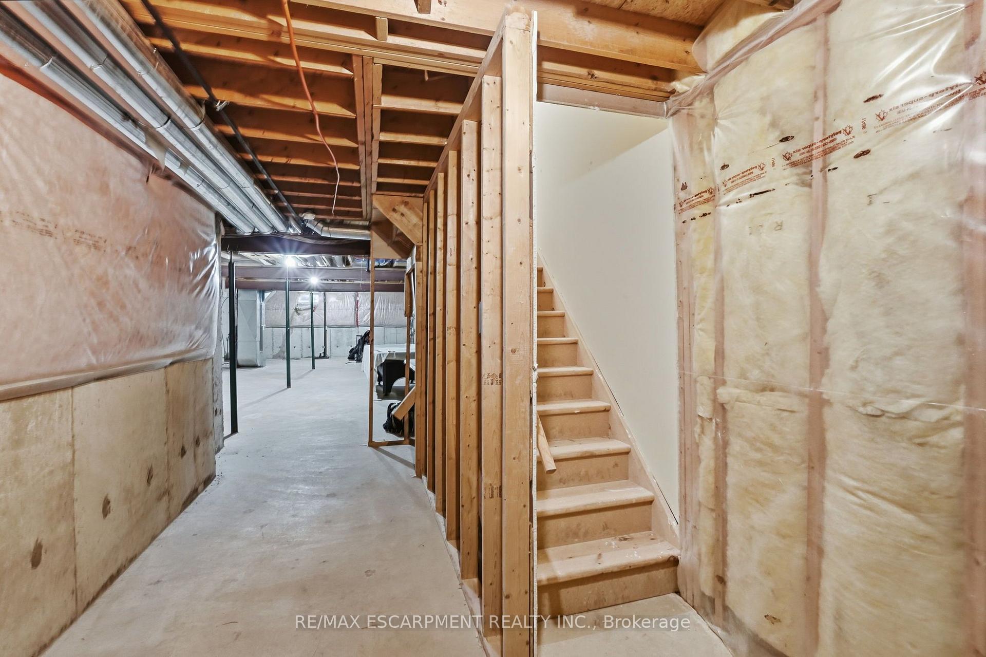Photo 27 of Unit 2, 222 Fellowes Crescent, Hamilton, Waterdown — HOMEH