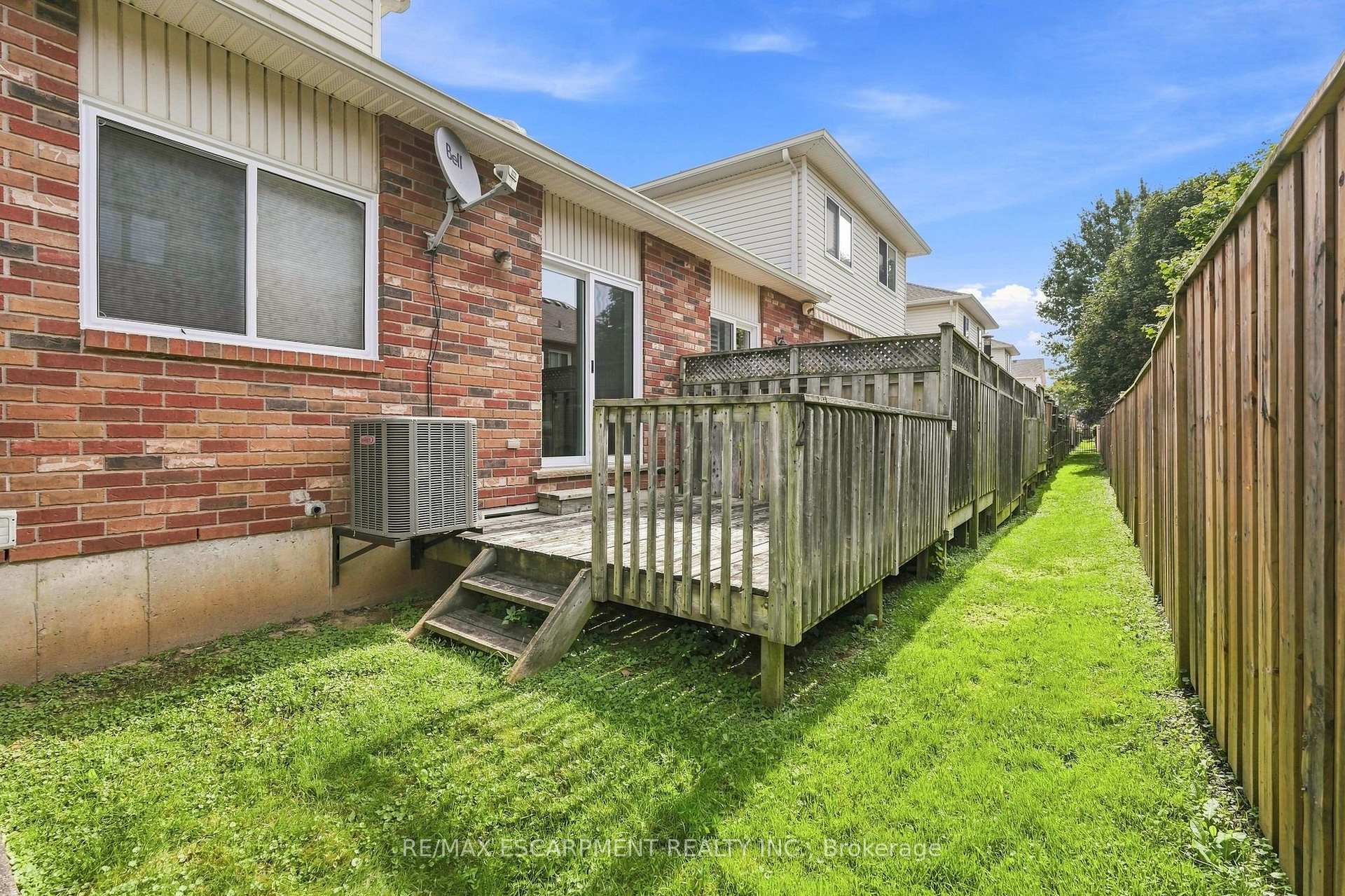 Photo 30 of Unit 2, 222 Fellowes Crescent, Hamilton, Waterdown — HOMEH