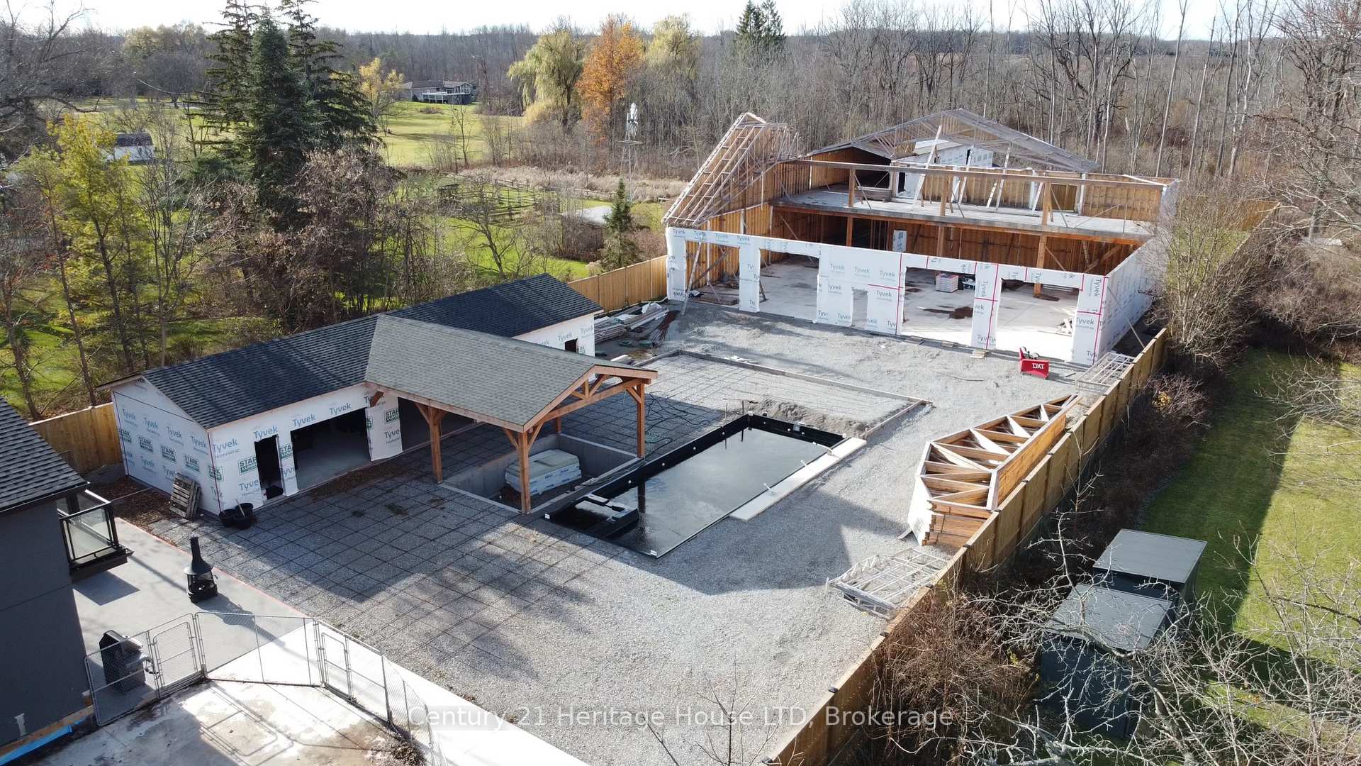 Photo 4 of 9785 Niagara River Parkway, Niagara Falls, Lyons Creek — HOMEH