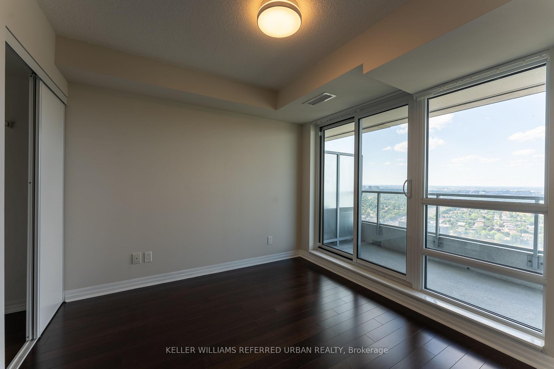 Photo 5 of Unit 3807, 2015 Sheppard Avenue E, North York, Henry Farm — HOMEH